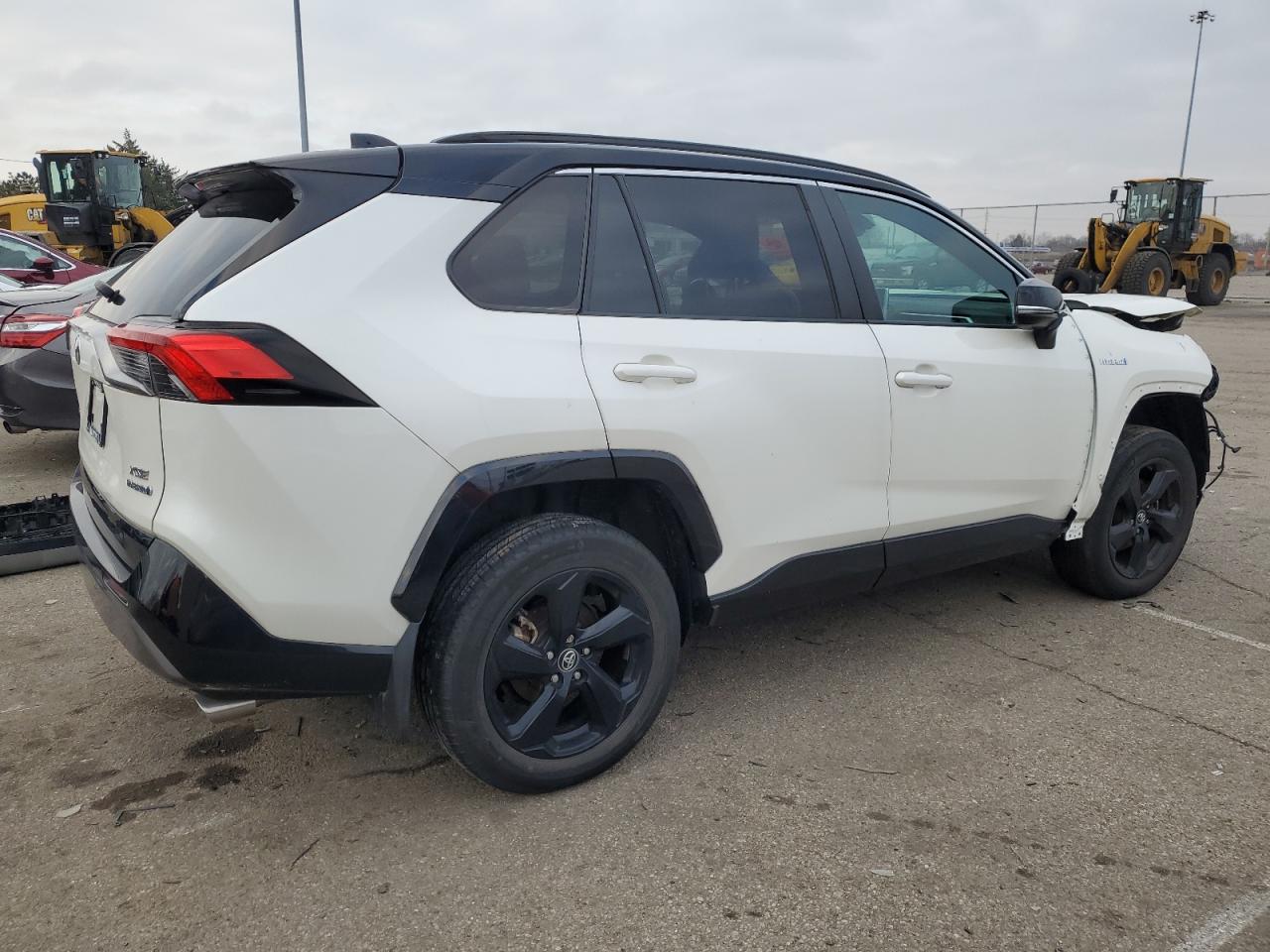 Photo 2 VIN: 2T3EWRFV5LW060996 - TOYOTA RAV 4 