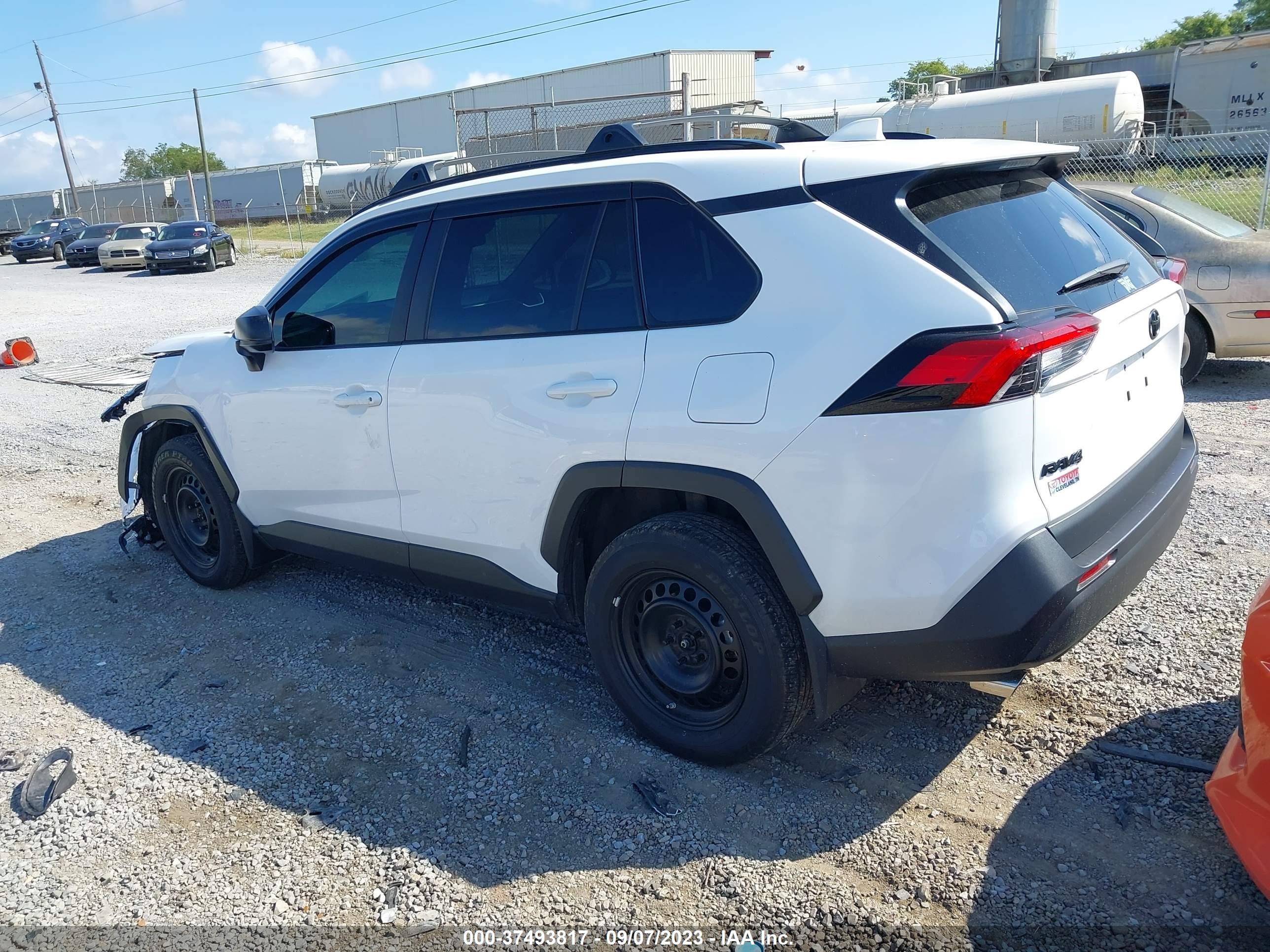 Photo 2 VIN: 2T3F1RFV0MC225813 - TOYOTA RAV 4 