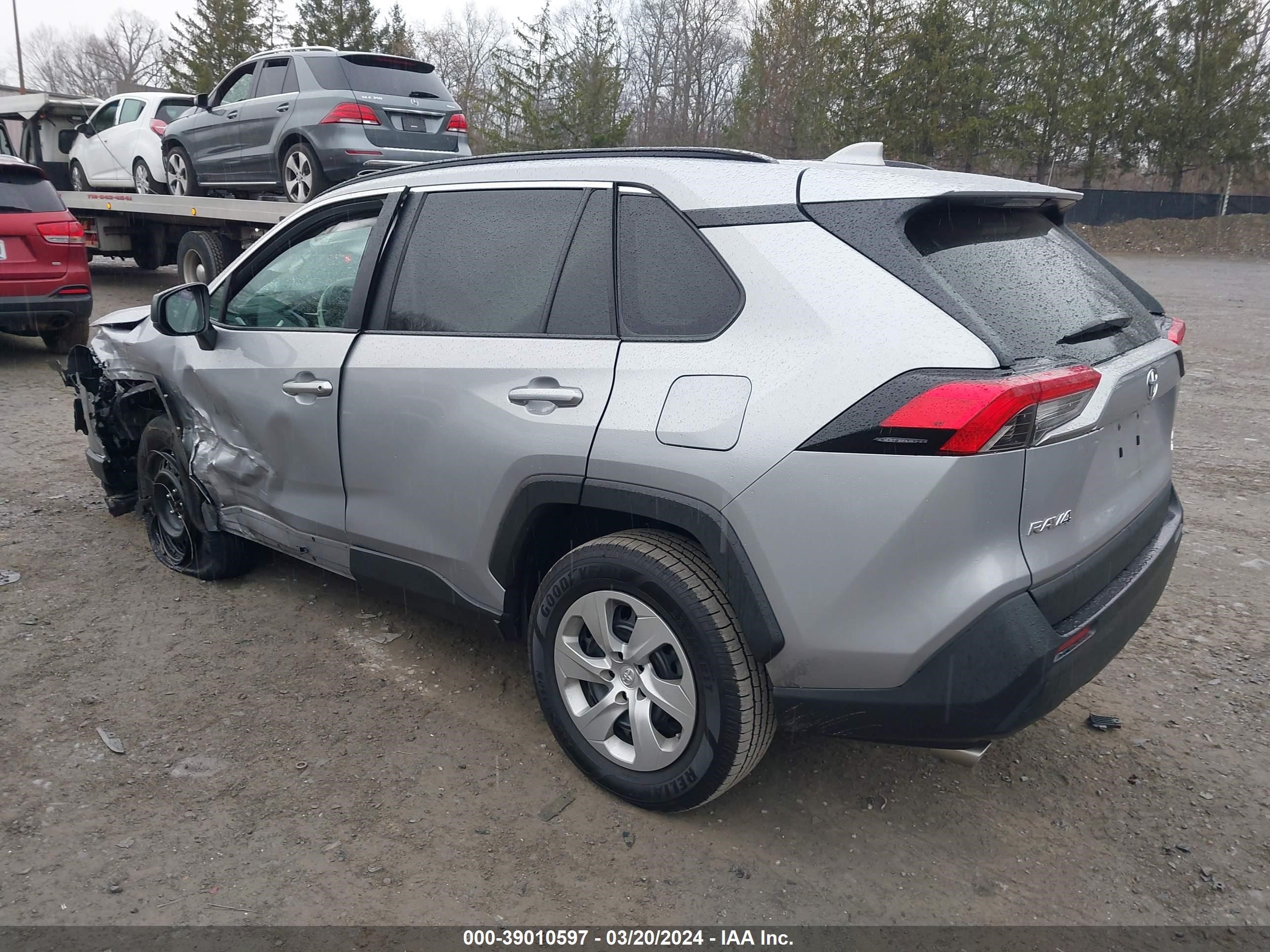 Photo 2 VIN: 2T3F1RFV4LW135318 - TOYOTA RAV 4 