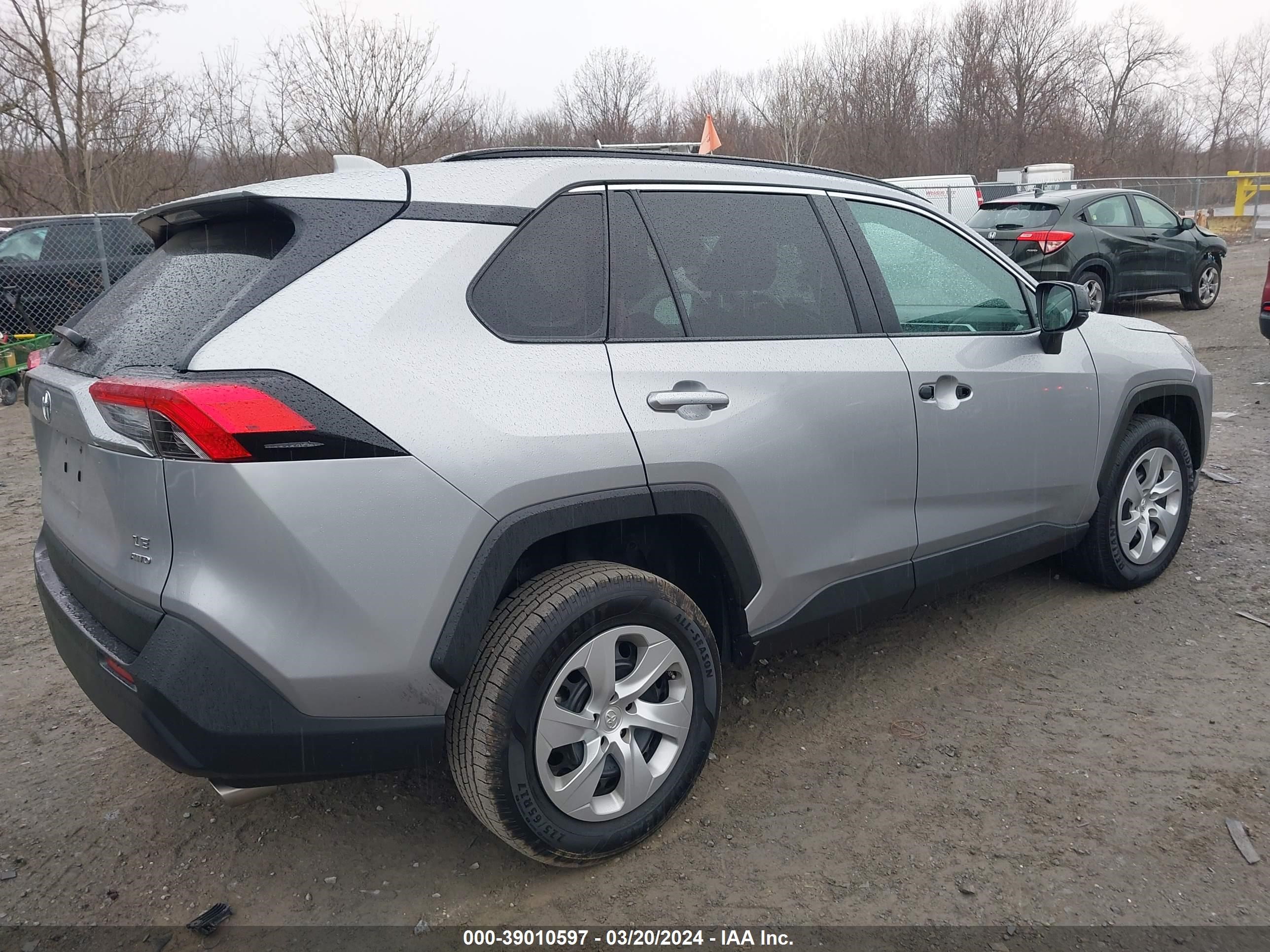 Photo 3 VIN: 2T3F1RFV4LW135318 - TOYOTA RAV 4 