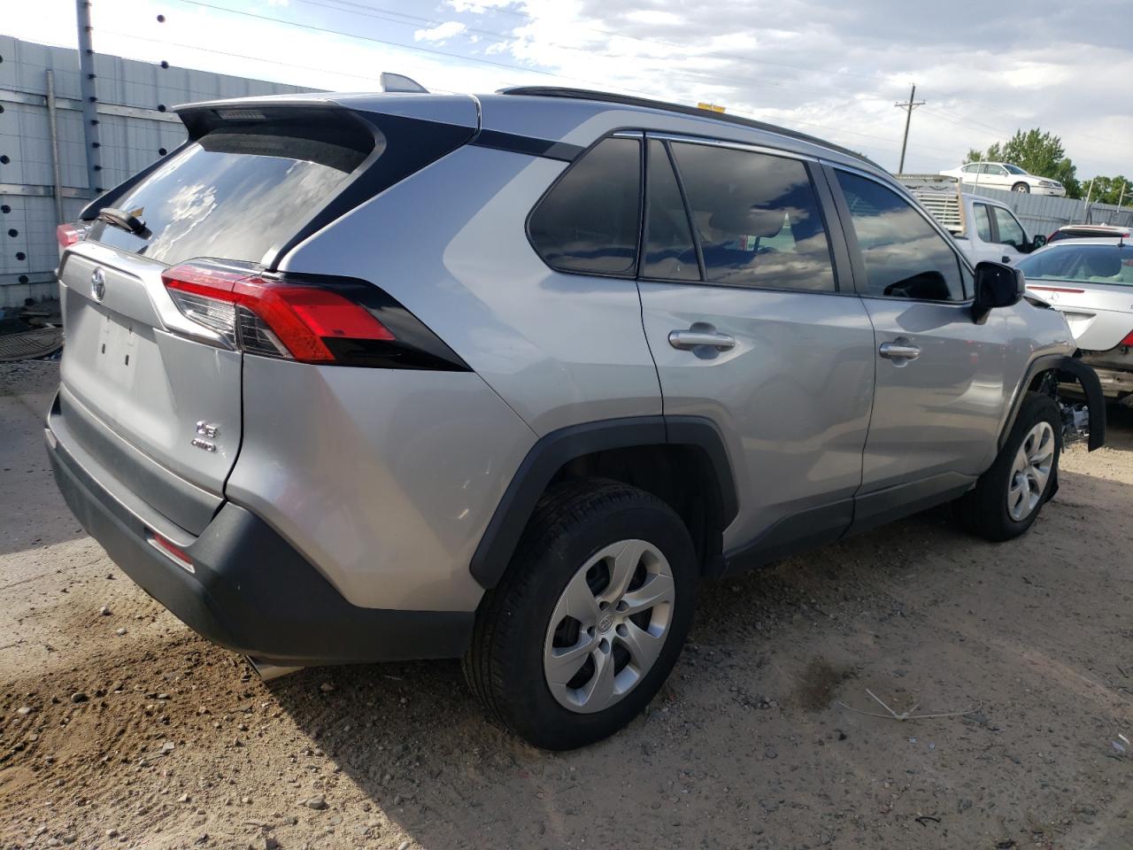 Photo 2 VIN: 2T3F1RFV4MW174122 - TOYOTA RAV 4 