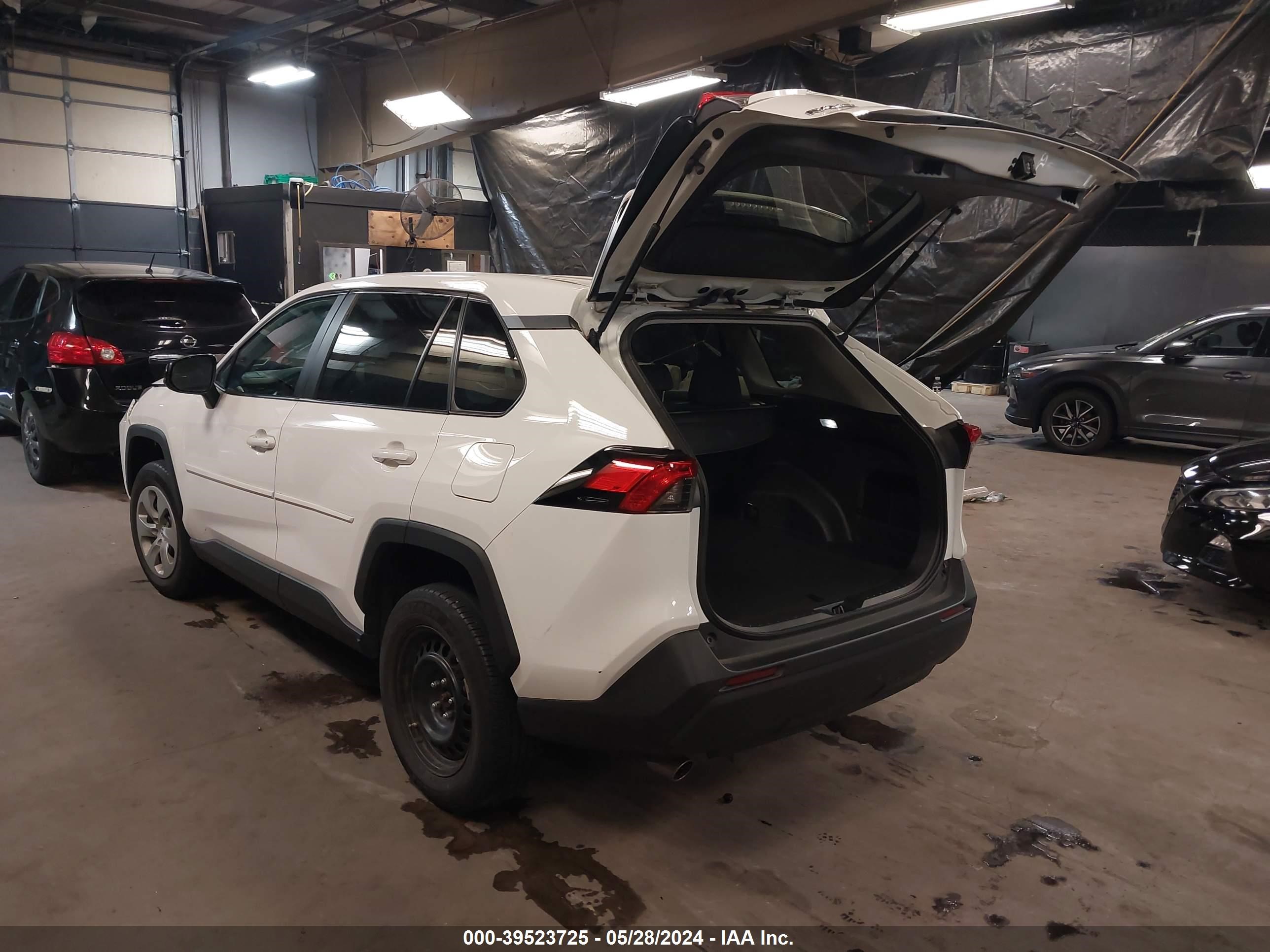 Photo 2 VIN: 2T3F1RFV4NC265555 - TOYOTA RAV 4 