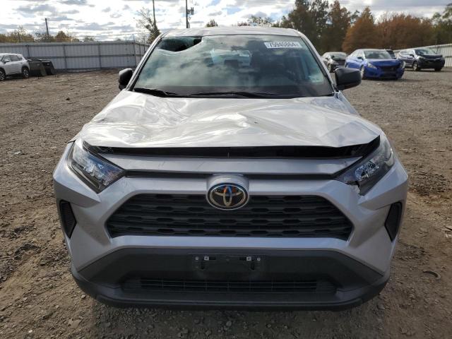 Photo 4 VIN: 2T3F1RFV5NC293767 - TOYOTA RAV4 LE 