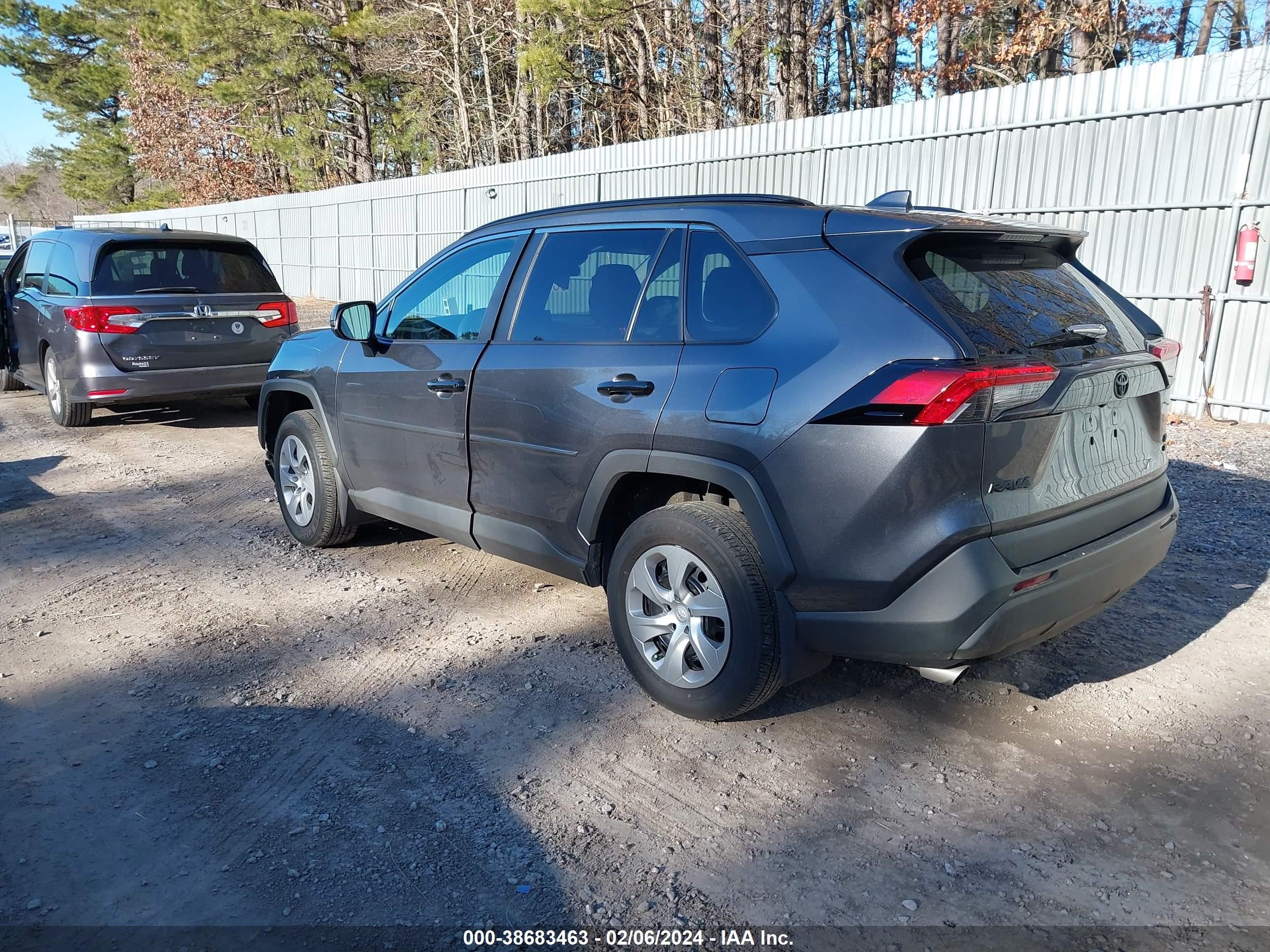 Photo 2 VIN: 2T3F1RFV8MC204871 - TOYOTA RAV 4 