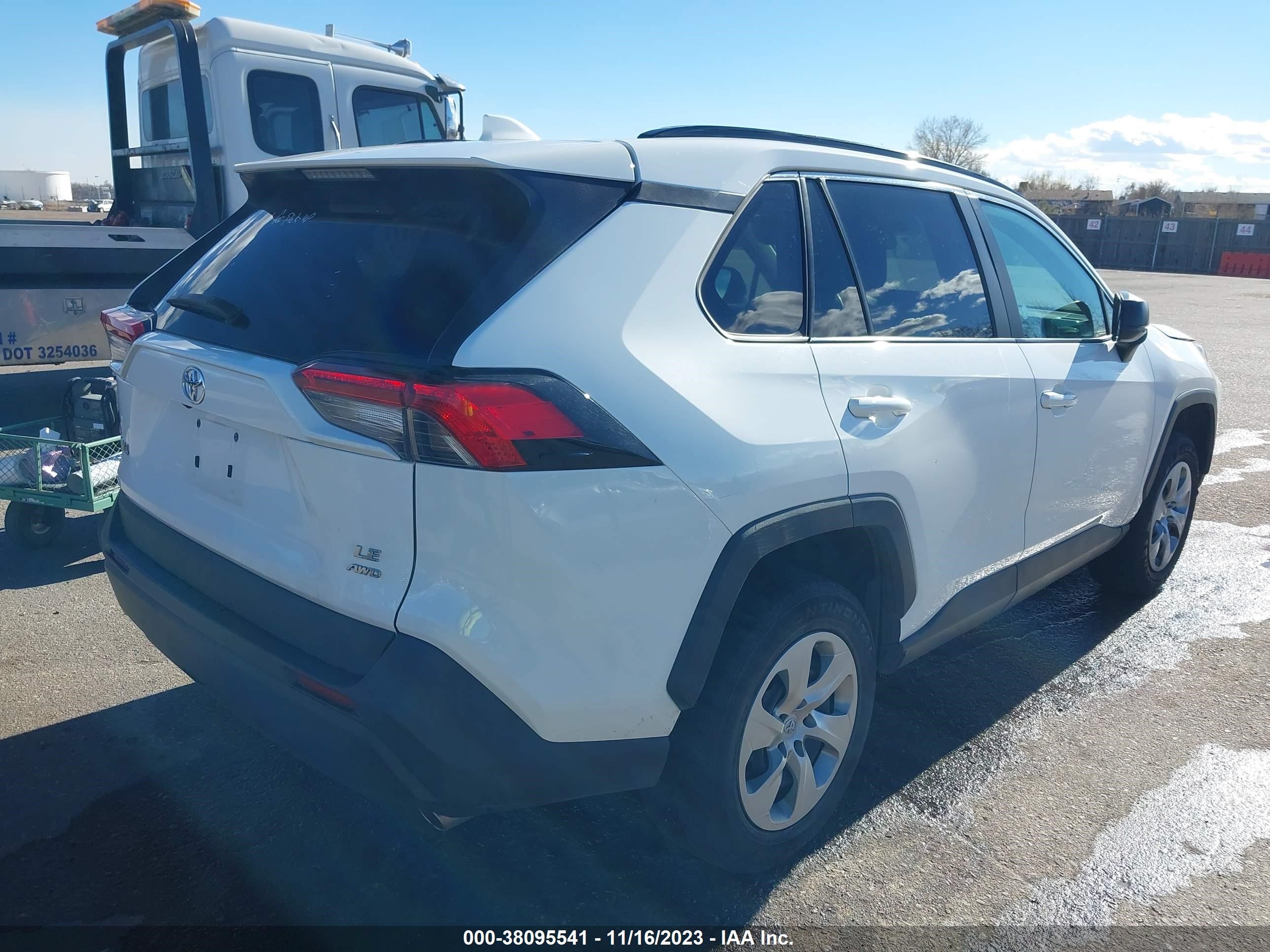 Photo 3 VIN: 2T3F1RFV9MW186301 - TOYOTA RAV 4 