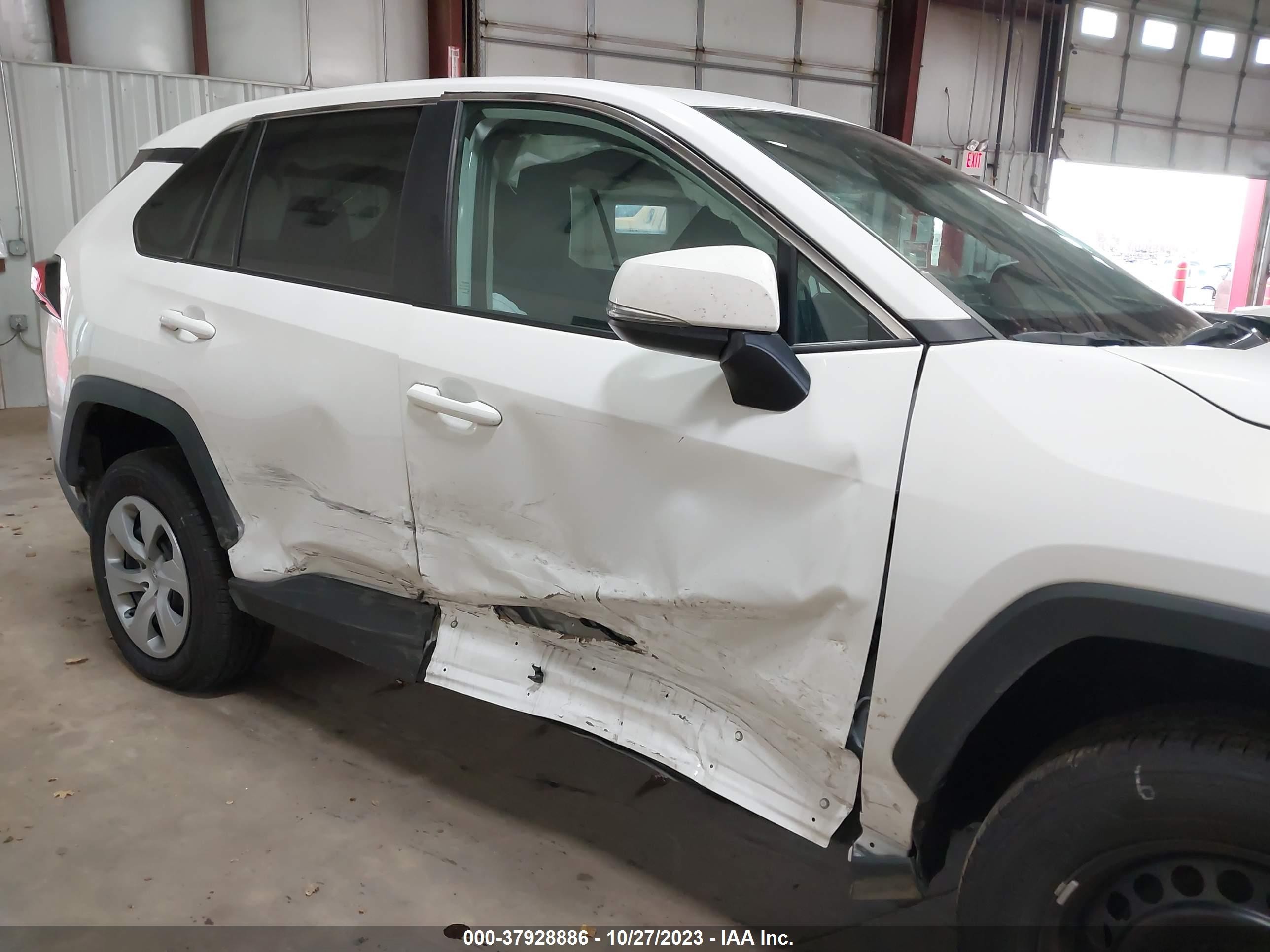 Photo 5 VIN: 2T3G1RFV4NW308438 - TOYOTA RAV 4 