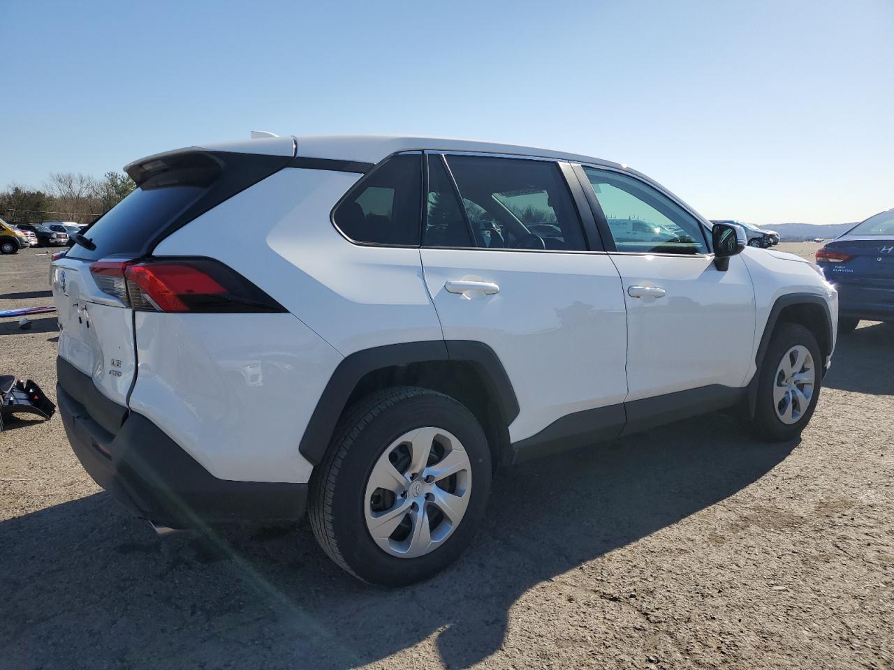 Photo 2 VIN: 2T3G1RFV5NW310604 - TOYOTA RAV 4 