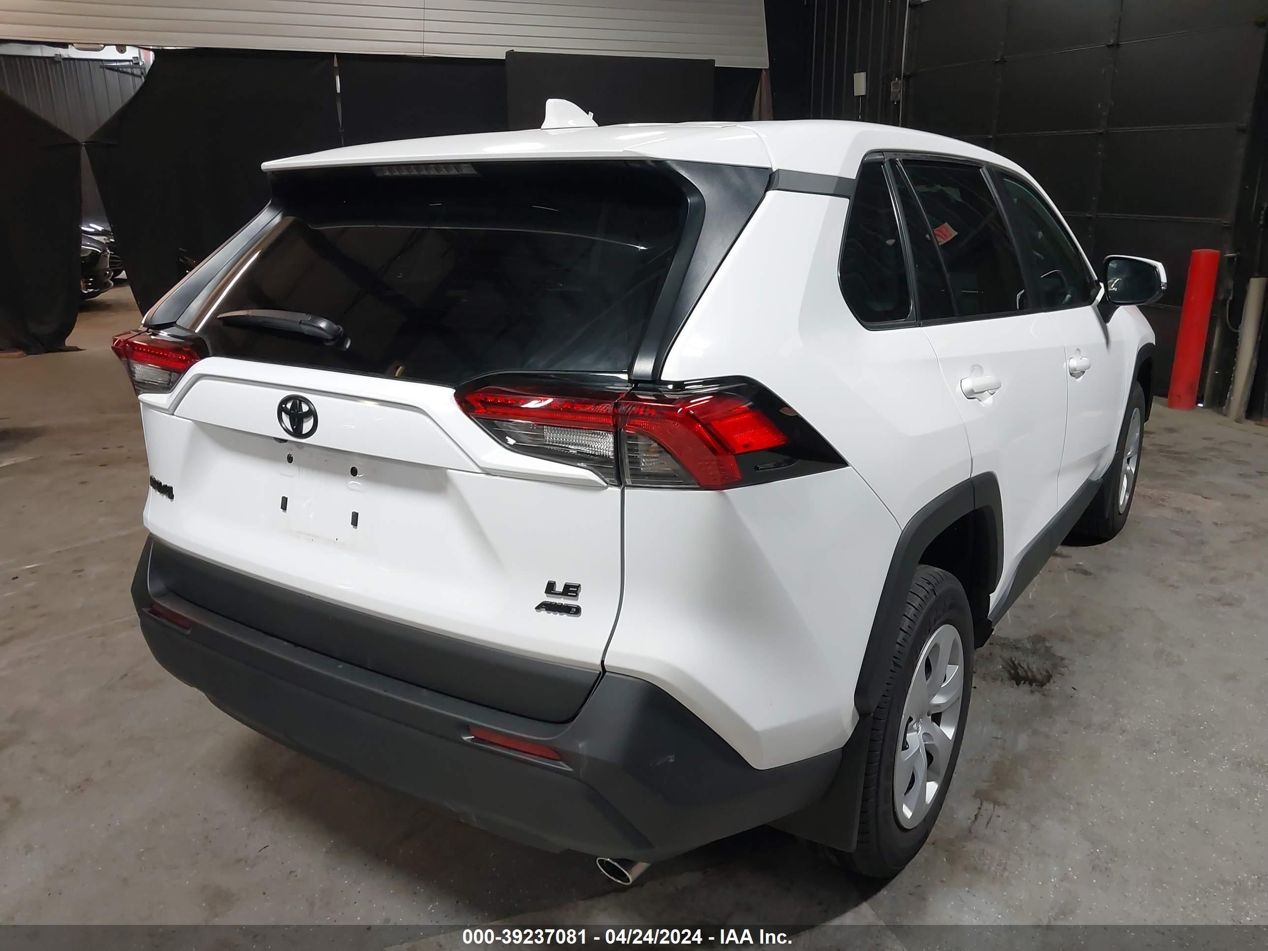 Photo 3 VIN: 2T3G1RFVXRC404890 - TOYOTA RAV 4 