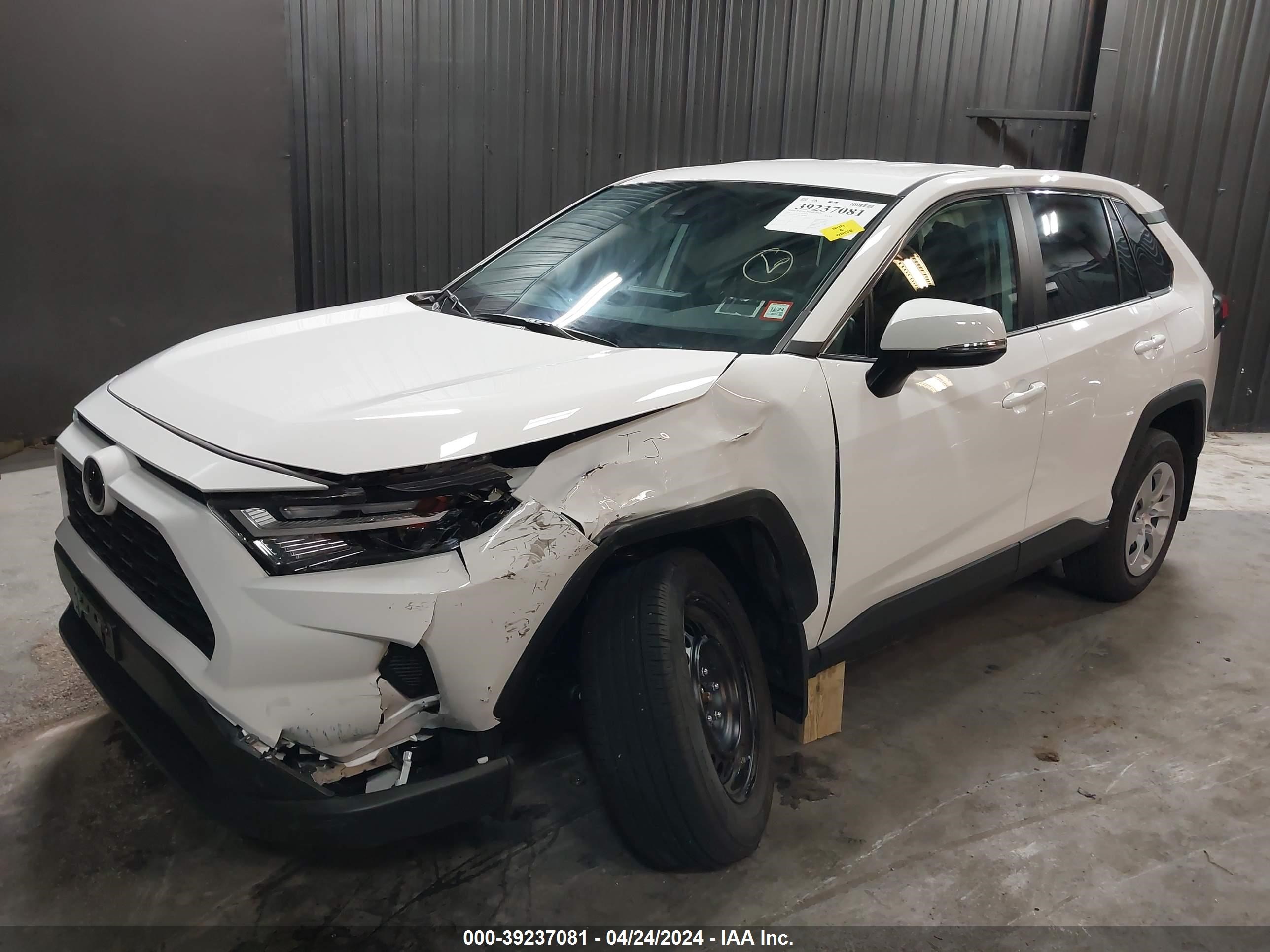 Photo 5 VIN: 2T3G1RFVXRC404890 - TOYOTA RAV 4 