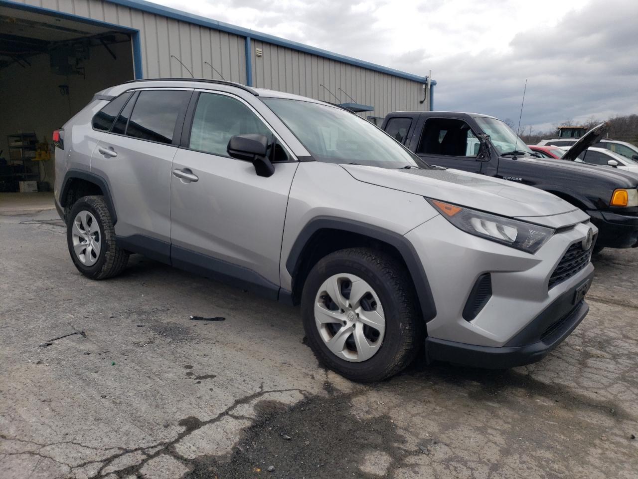 Photo 3 VIN: 2T3H1RFV1KC019101 - TOYOTA RAV 4 