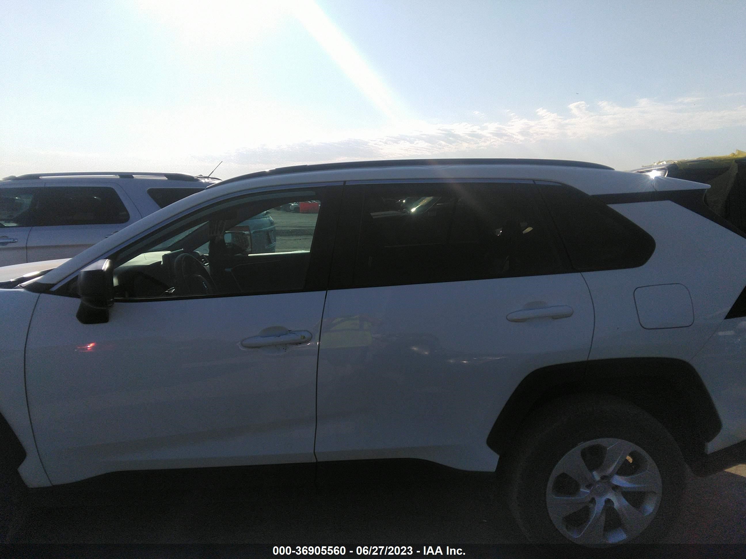 Photo 13 VIN: 2T3H1RFV3MC133006 - TOYOTA RAV 4 