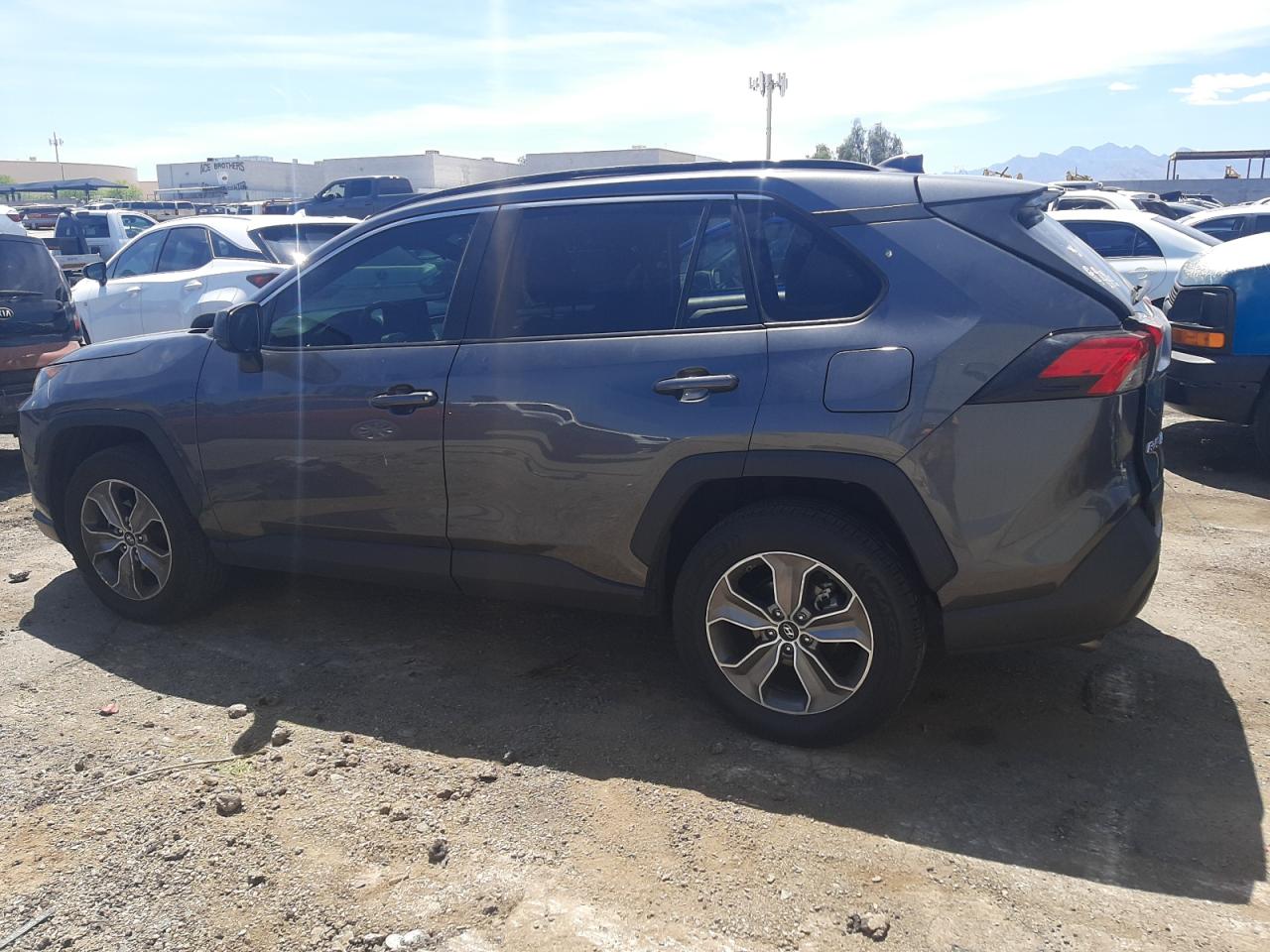 Photo 1 VIN: 2T3H1RFV6LC046733 - TOYOTA RAV 4 