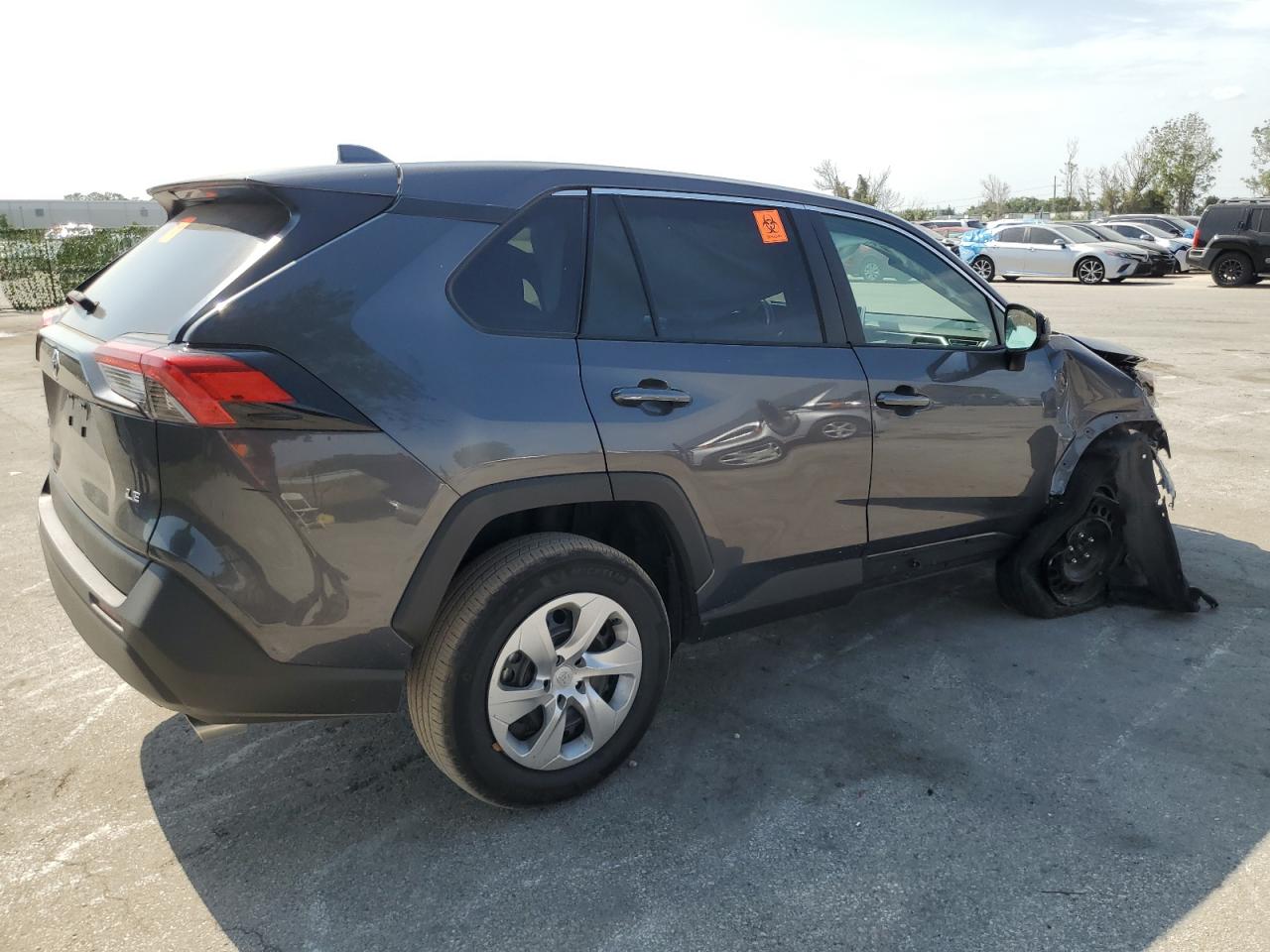 Photo 2 VIN: 2T3H1RFVXPW255543 - TOYOTA RAV 4 