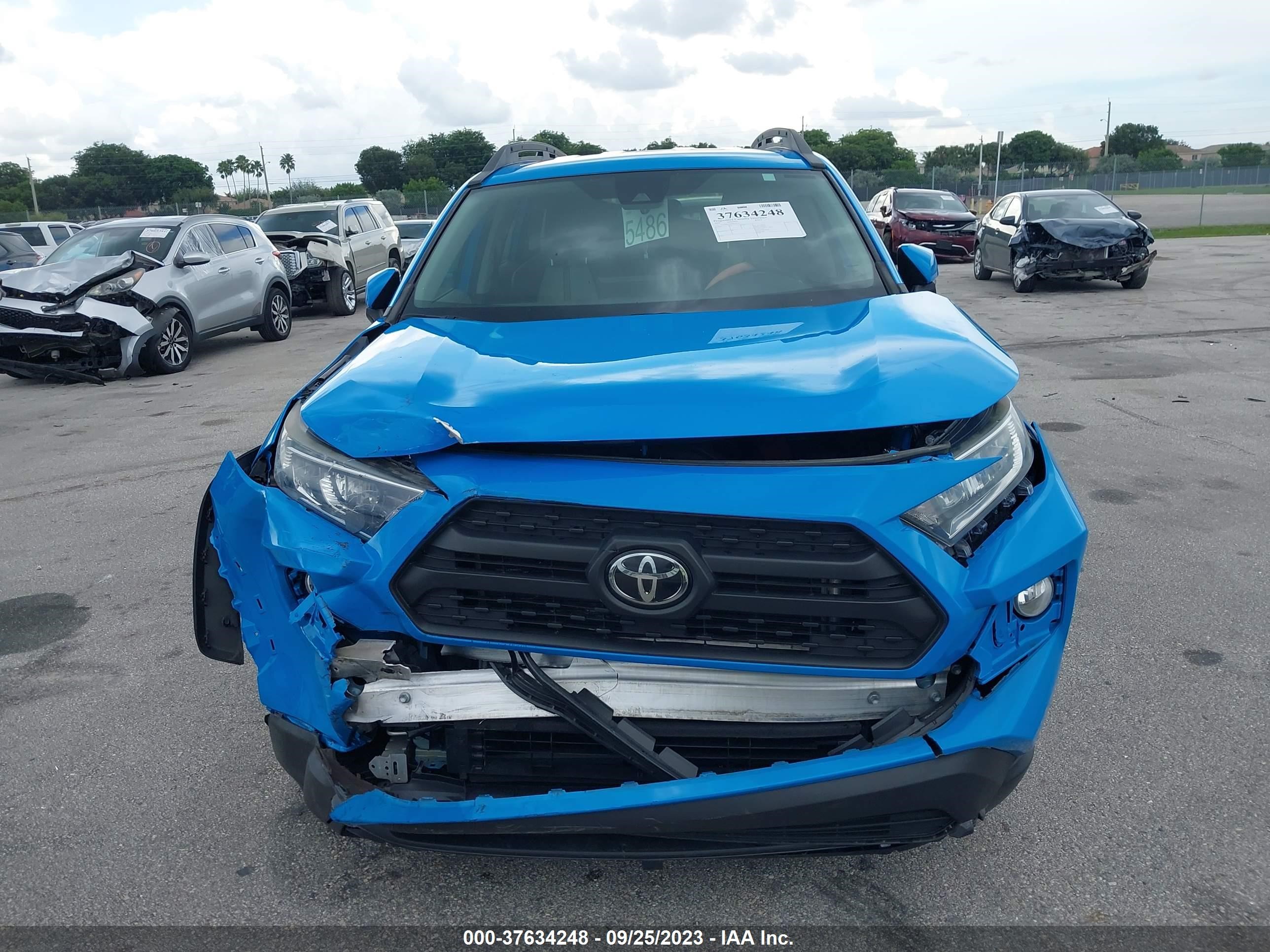 Photo 5 VIN: 2T3J1RFV2KW044119 - TOYOTA RAV 4 