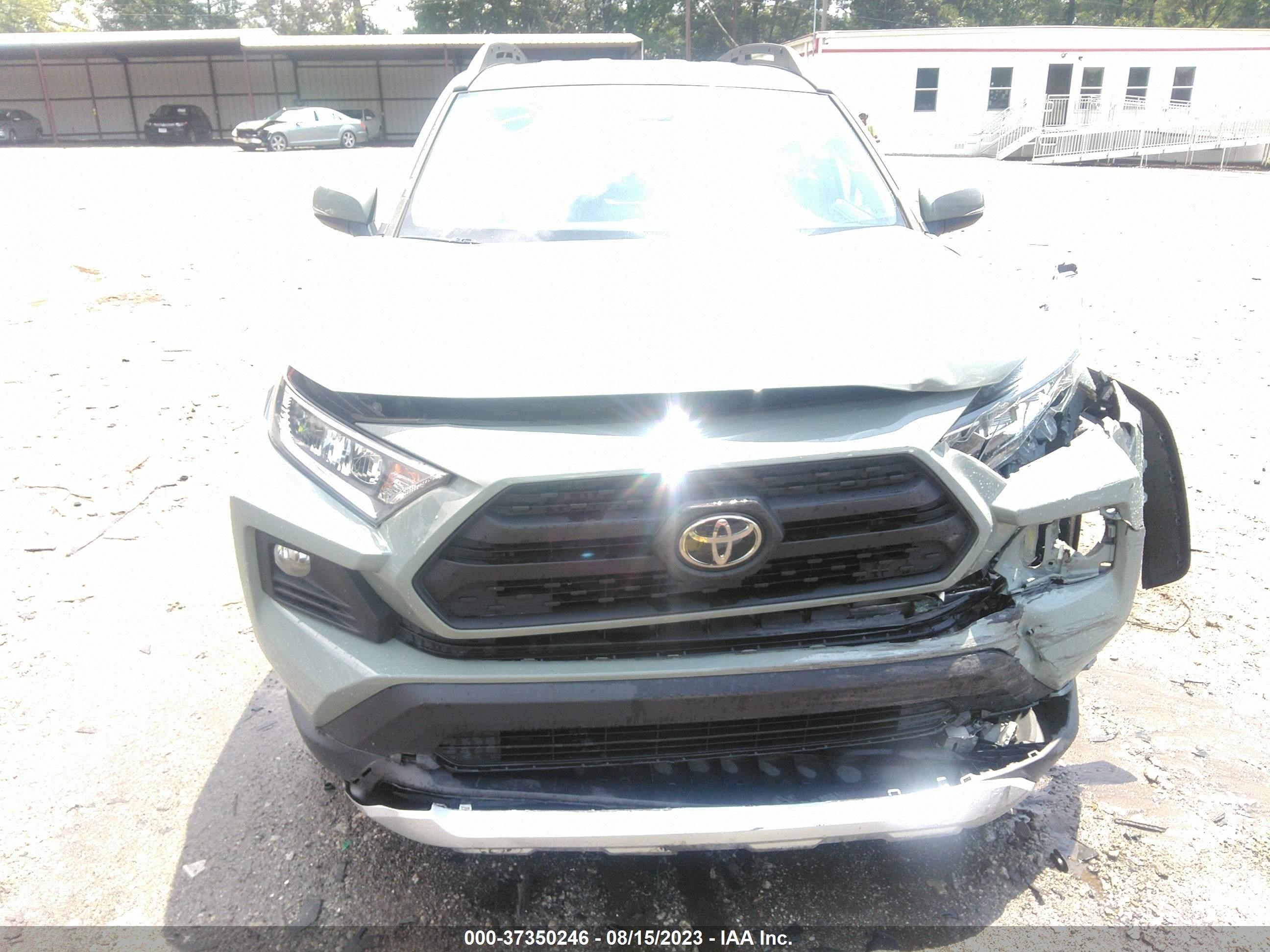 Photo 11 VIN: 2T3J1RFV6LC100064 - TOYOTA RAV 4 