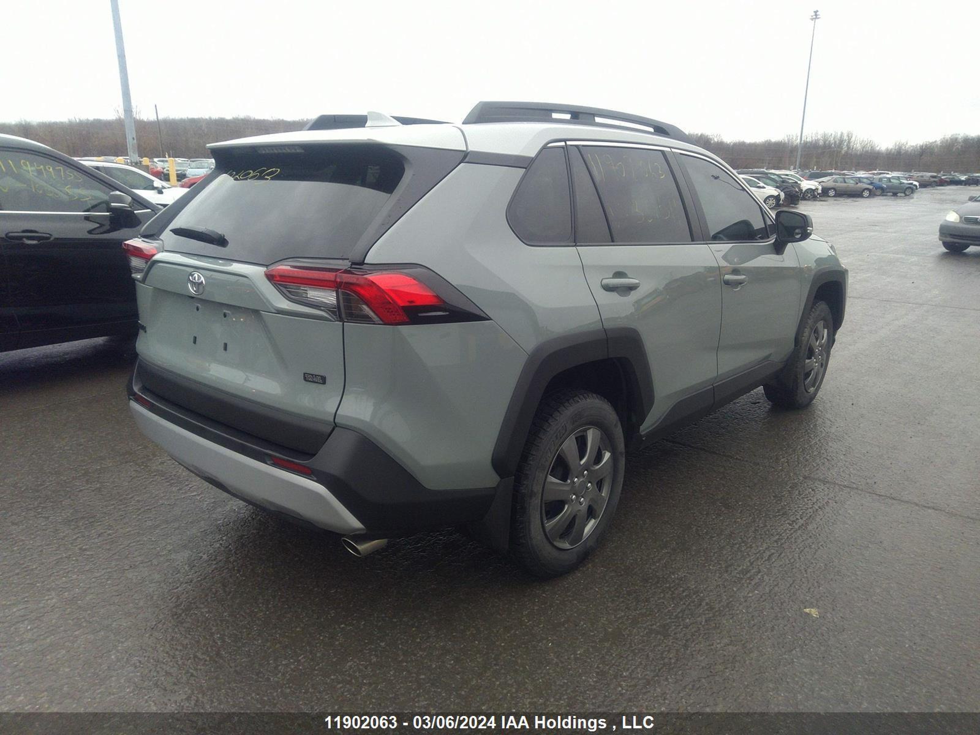 Photo 3 VIN: 2T3J1RFV6NW322511 - TOYOTA RAV 4 