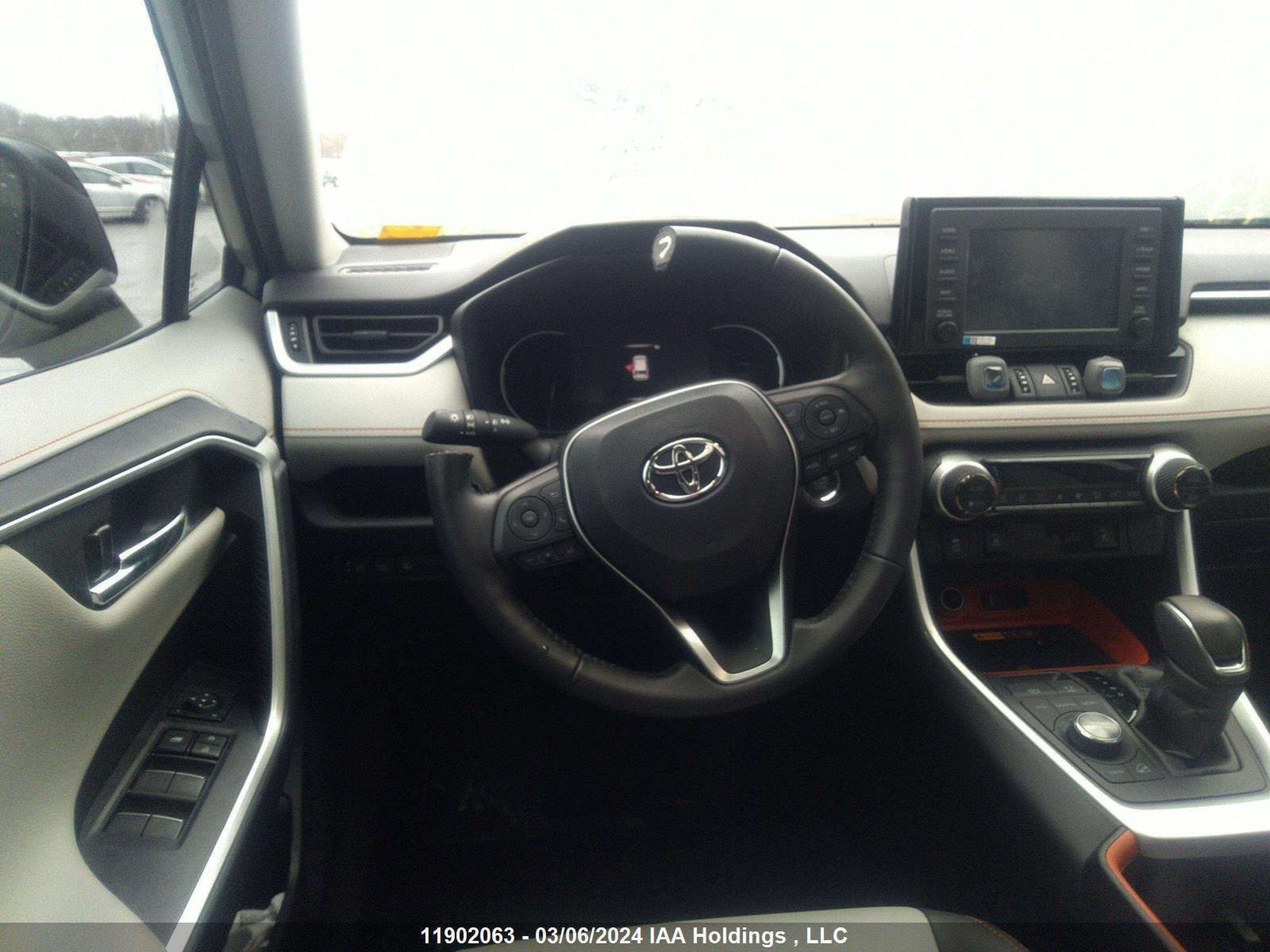 Photo 5 VIN: 2T3J1RFV6NW322511 - TOYOTA RAV 4 