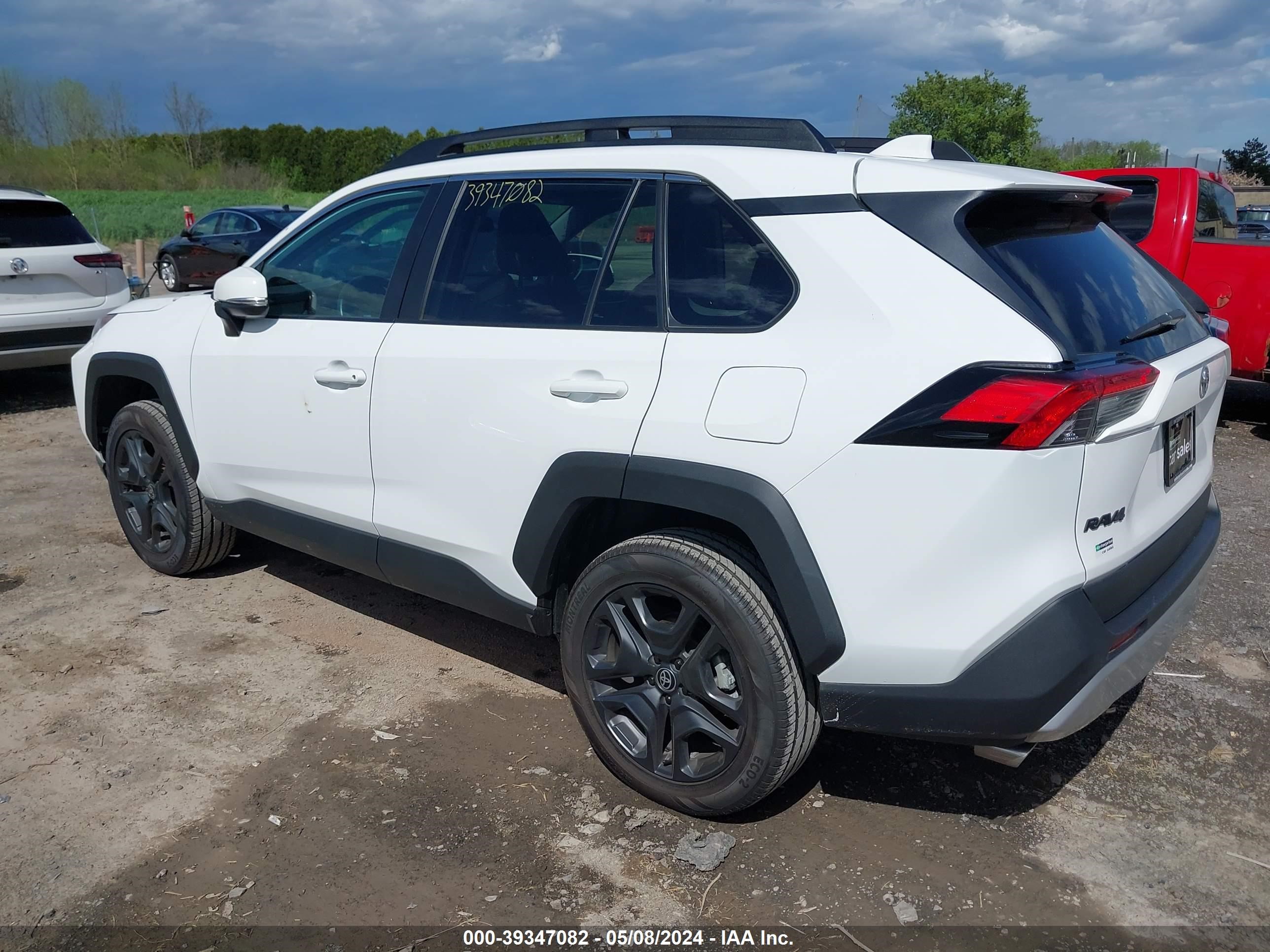 Photo 2 VIN: 2T3J1RFV8NW258178 - TOYOTA RAV 4 