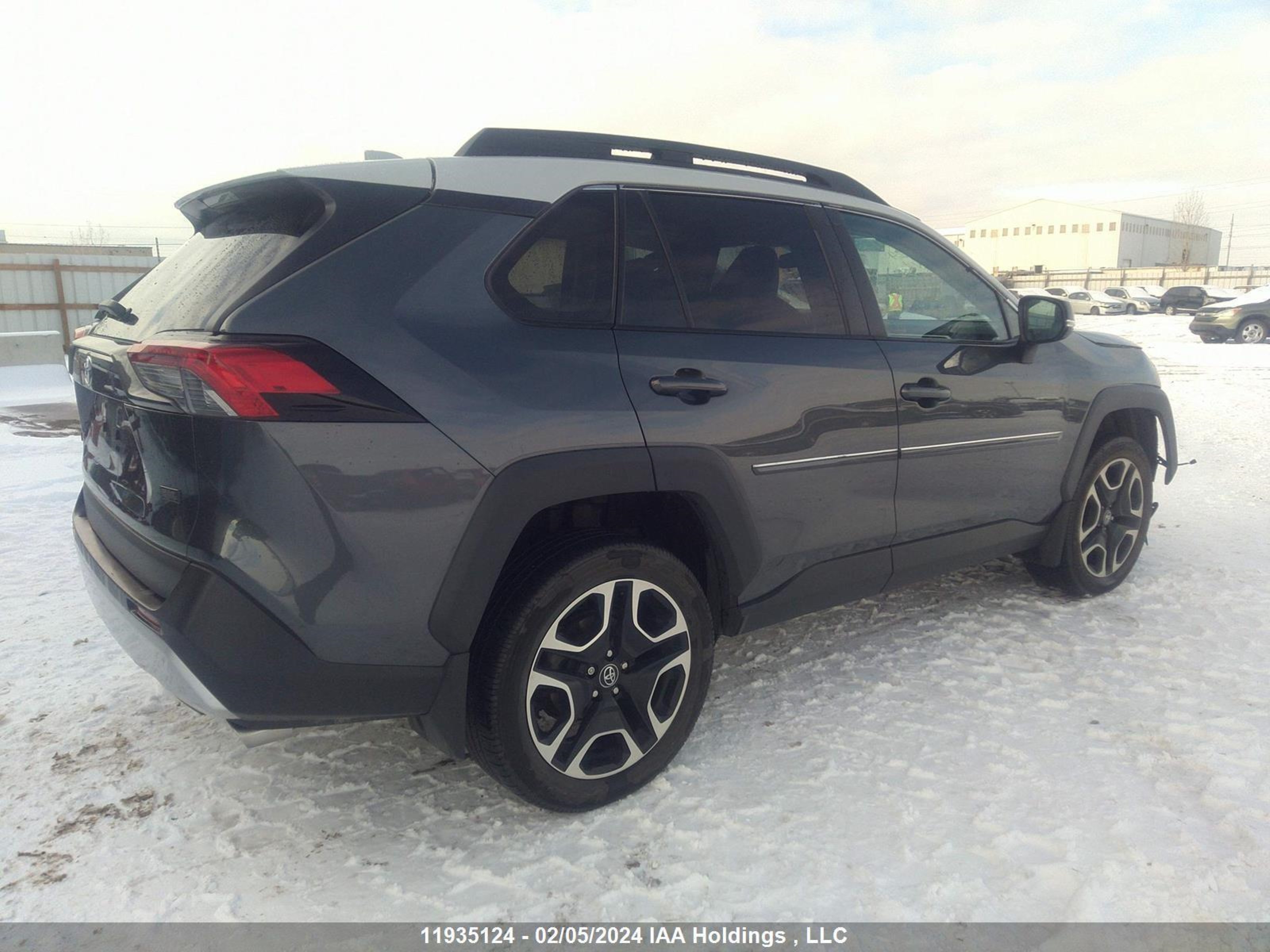 Photo 3 VIN: 2T3J1RFVXKC011774 - TOYOTA RAV 4 