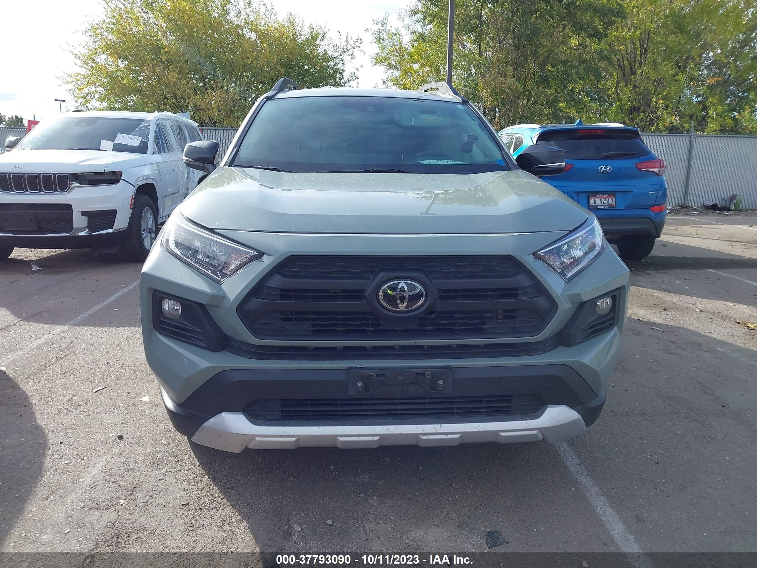 Photo 11 VIN: 2T3J1RFVXKC038764 - TOYOTA RAV 4 