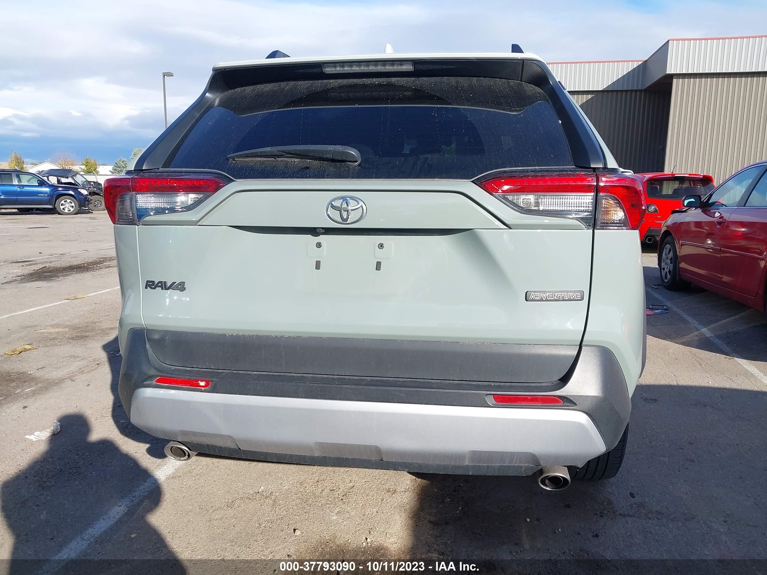 Photo 15 VIN: 2T3J1RFVXKC038764 - TOYOTA RAV 4 