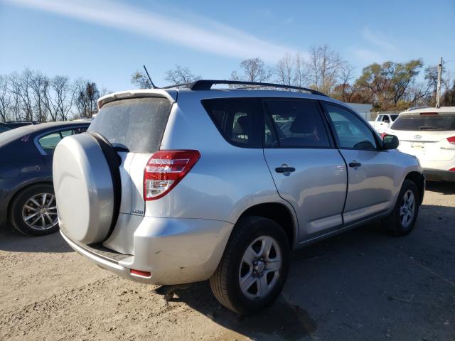 Photo 3 VIN: 2T3JF4DV4AW058657 - TOYOTA RAV4 