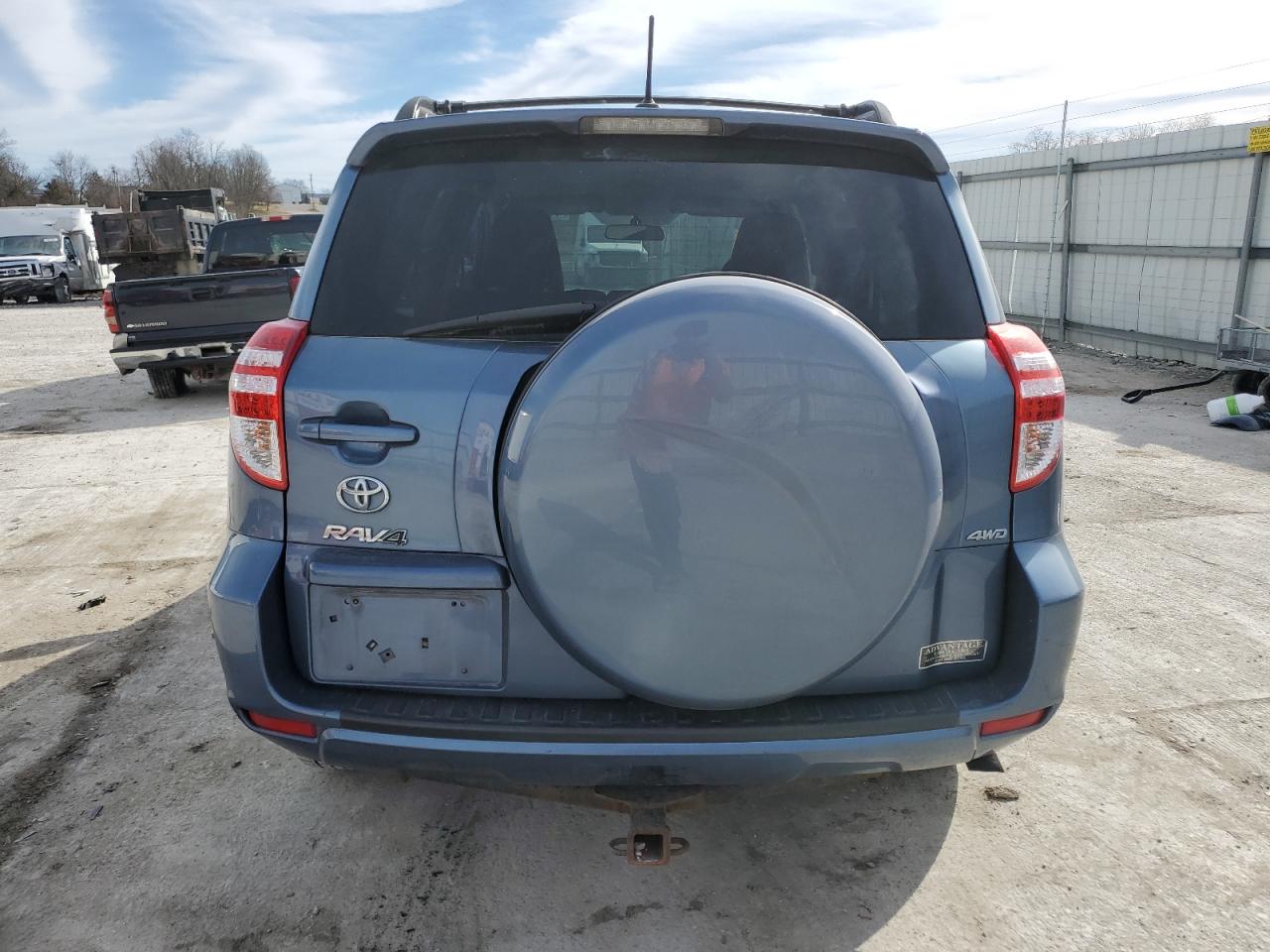 Photo 5 VIN: 2T3JF4DV9CW215649 - TOYOTA RAV 4 