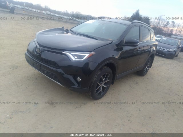 Photo 1 VIN: 2T3JFREV2JW837874 - TOYOTA RAV4 