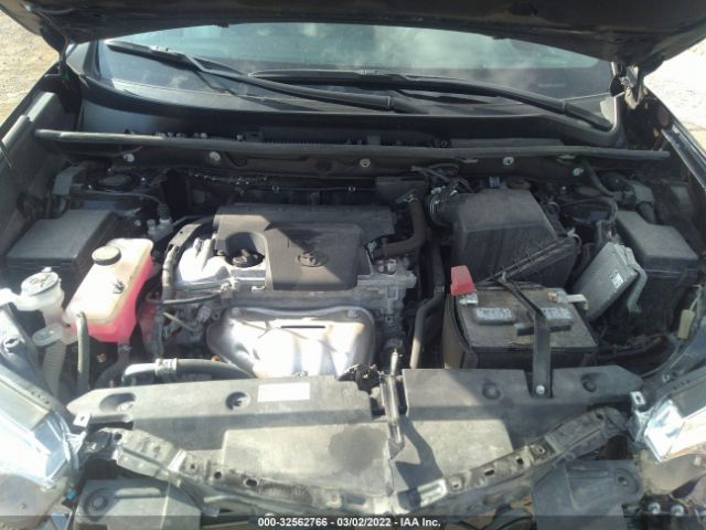 Photo 9 VIN: 2T3JFREV4JW823135 - TOYOTA RAV4 