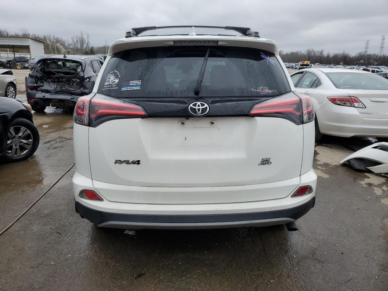 Photo 5 VIN: 2T3JFREV6HW578767 - TOYOTA RAV 4 