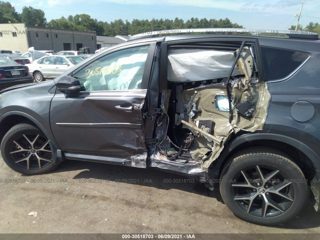 Photo 5 VIN: 2T3JFREV6HW589736 - TOYOTA RAV4 