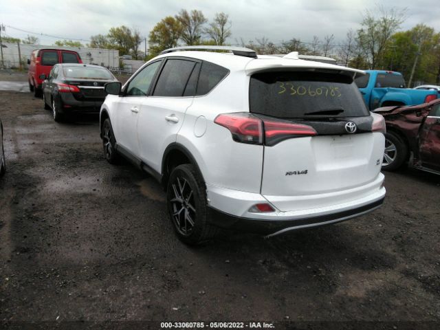 Photo 2 VIN: 2T3JFREV6JW843659 - TOYOTA RAV4 