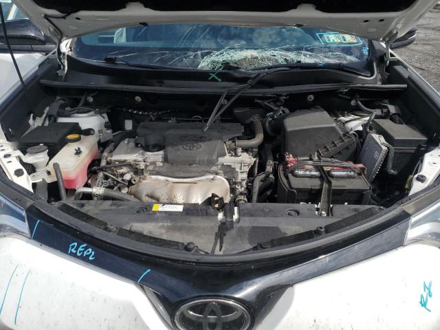 Photo 10 VIN: 2T3JFREV7HW617754 - TOYOTA RAV4 SE 