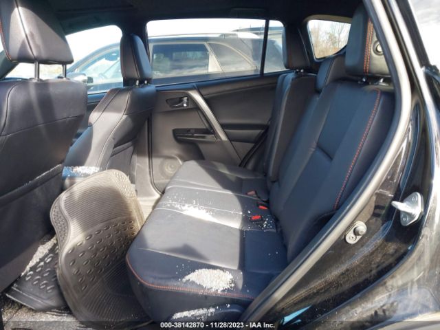 Photo 7 VIN: 2T3JFREV9JW847642 - TOYOTA RAV4 