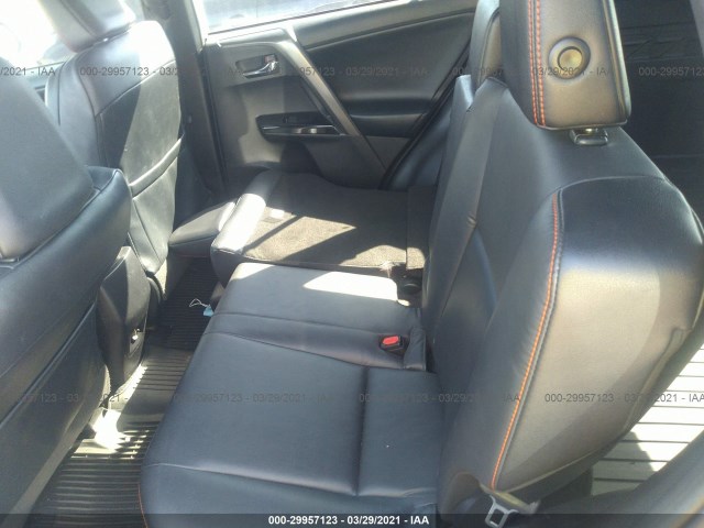 Photo 7 VIN: 2T3JFREV9JW851528 - TOYOTA RAV4 