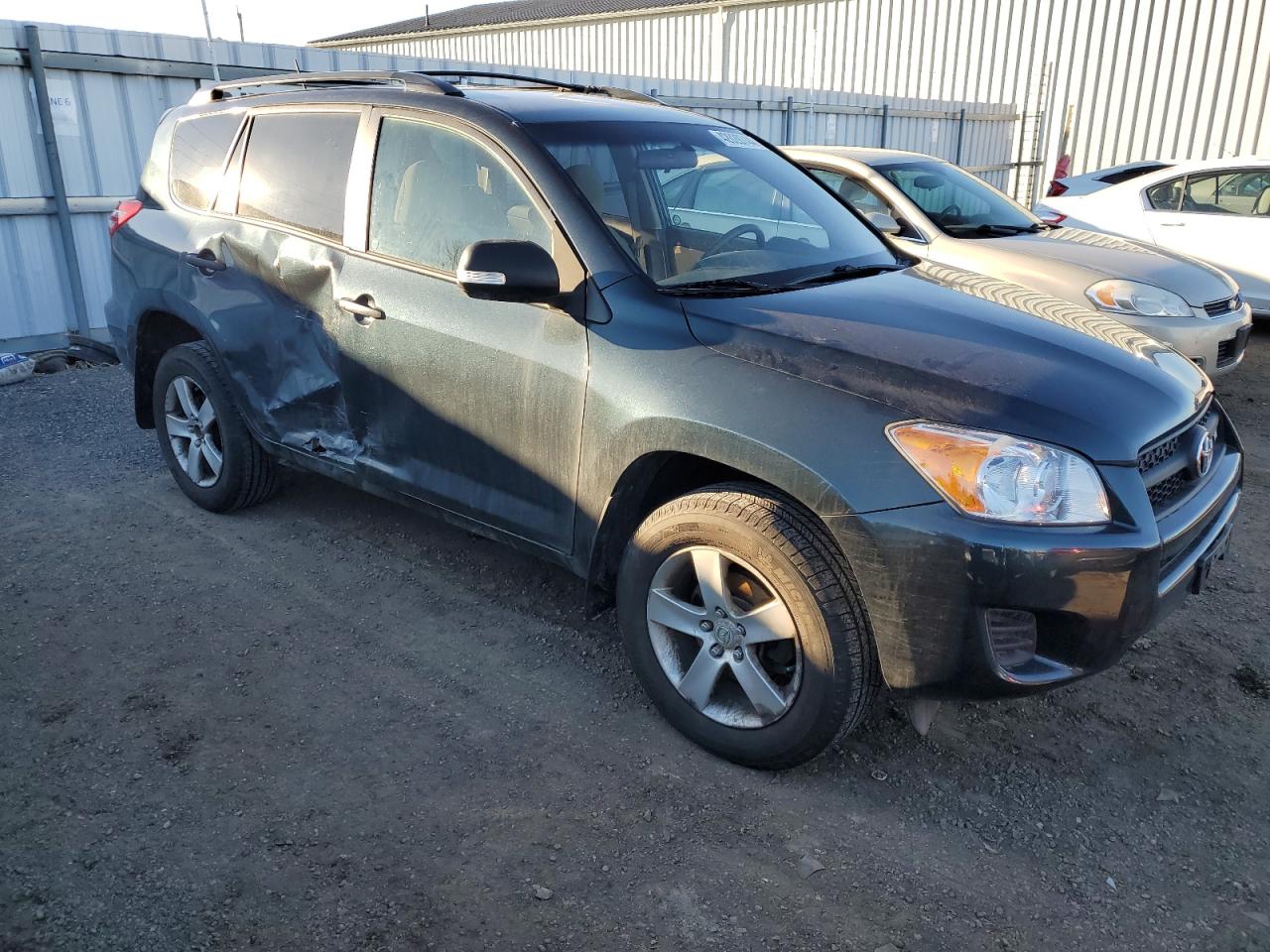 Photo 3 VIN: 2T3JK4DV5BW039113 - TOYOTA RAV 4 