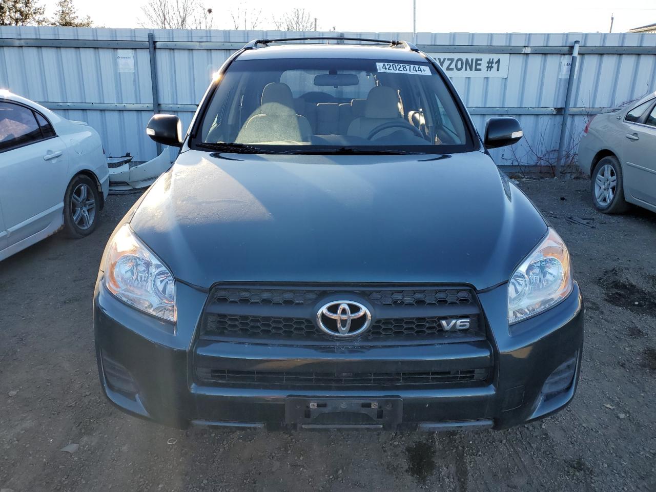 Photo 4 VIN: 2T3JK4DV5BW039113 - TOYOTA RAV 4 