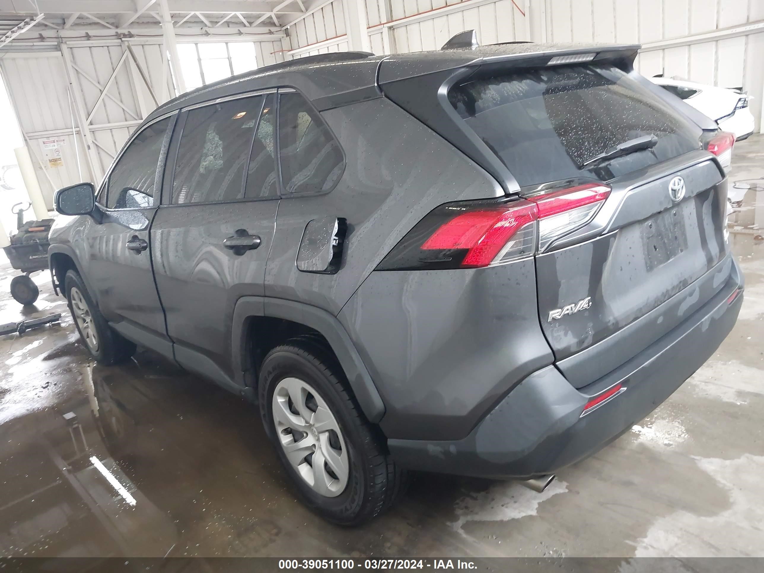 Photo 2 VIN: 2T3K1RFV2MC132063 - TOYOTA RAV 4 