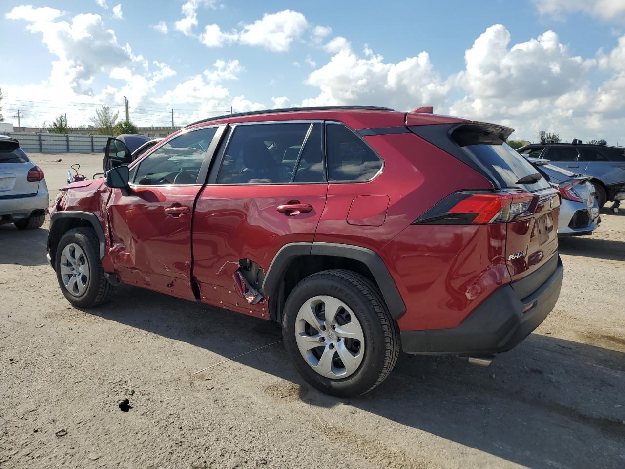 Photo 1 VIN: 2T3K1RFV6MW136874 - TOYOTA RAV 4 