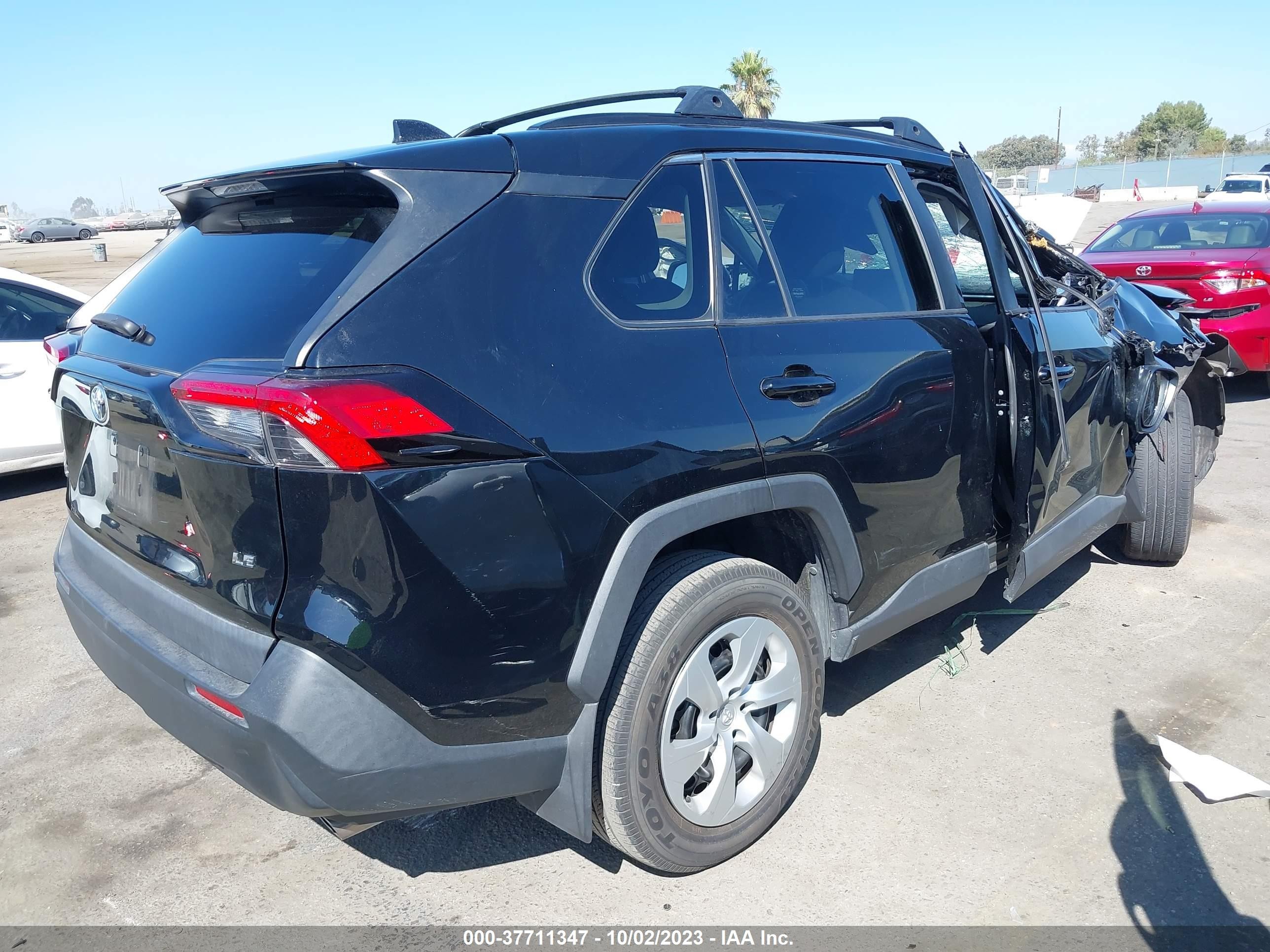 Photo 3 VIN: 2T3K1RFV8LW072304 - TOYOTA RAV4 