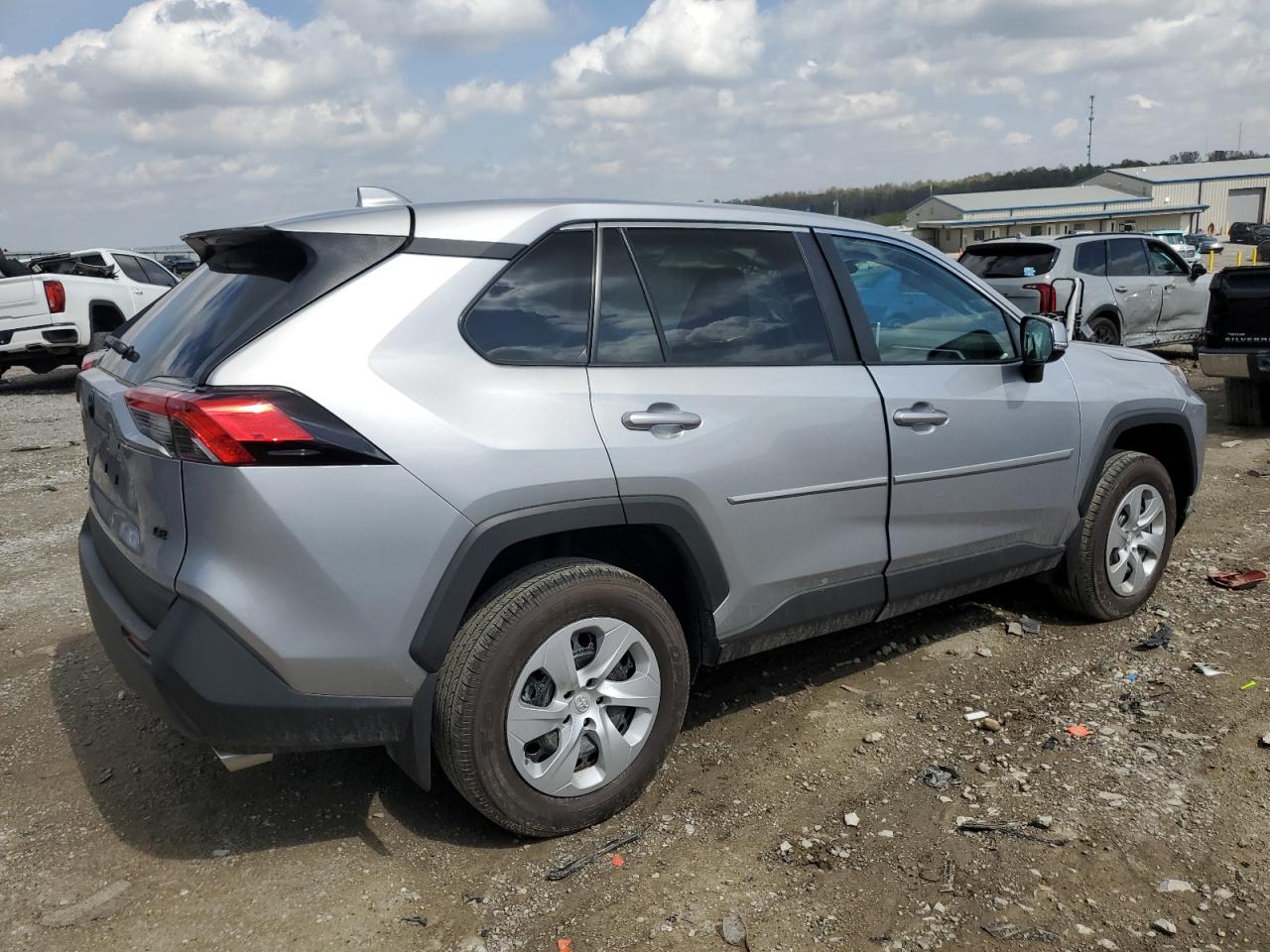 Photo 2 VIN: 2T3K1RFVXRC255259 - TOYOTA RAV 4 