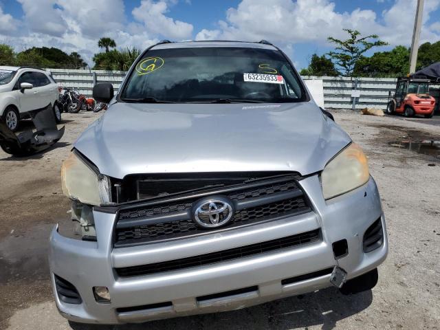 Photo 4 VIN: 2T3KF4DV0BW102434 - TOYOTA RAV4 