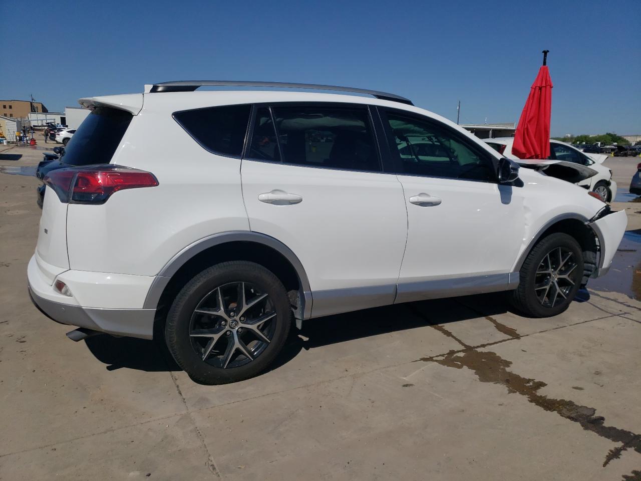 Photo 2 VIN: 2T3NFREV0HW350930 - TOYOTA RAV 4 