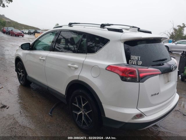 Photo 2 VIN: 2T3NFREV1GW258742 - TOYOTA RAV4 