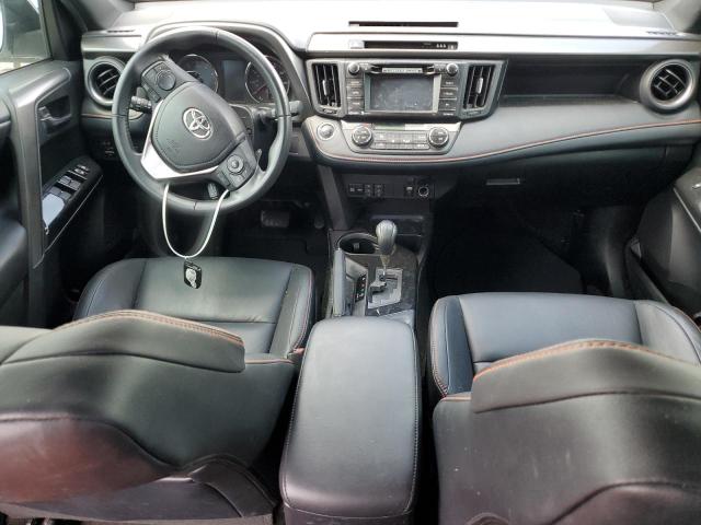 Photo 7 VIN: 2T3NFREV1JW466966 - TOYOTA RAV4 SE 