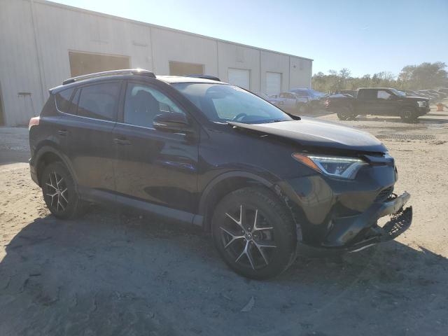 Photo 3 VIN: 2T3NFREV2JW454261 - TOYOTA RAV4 SE 