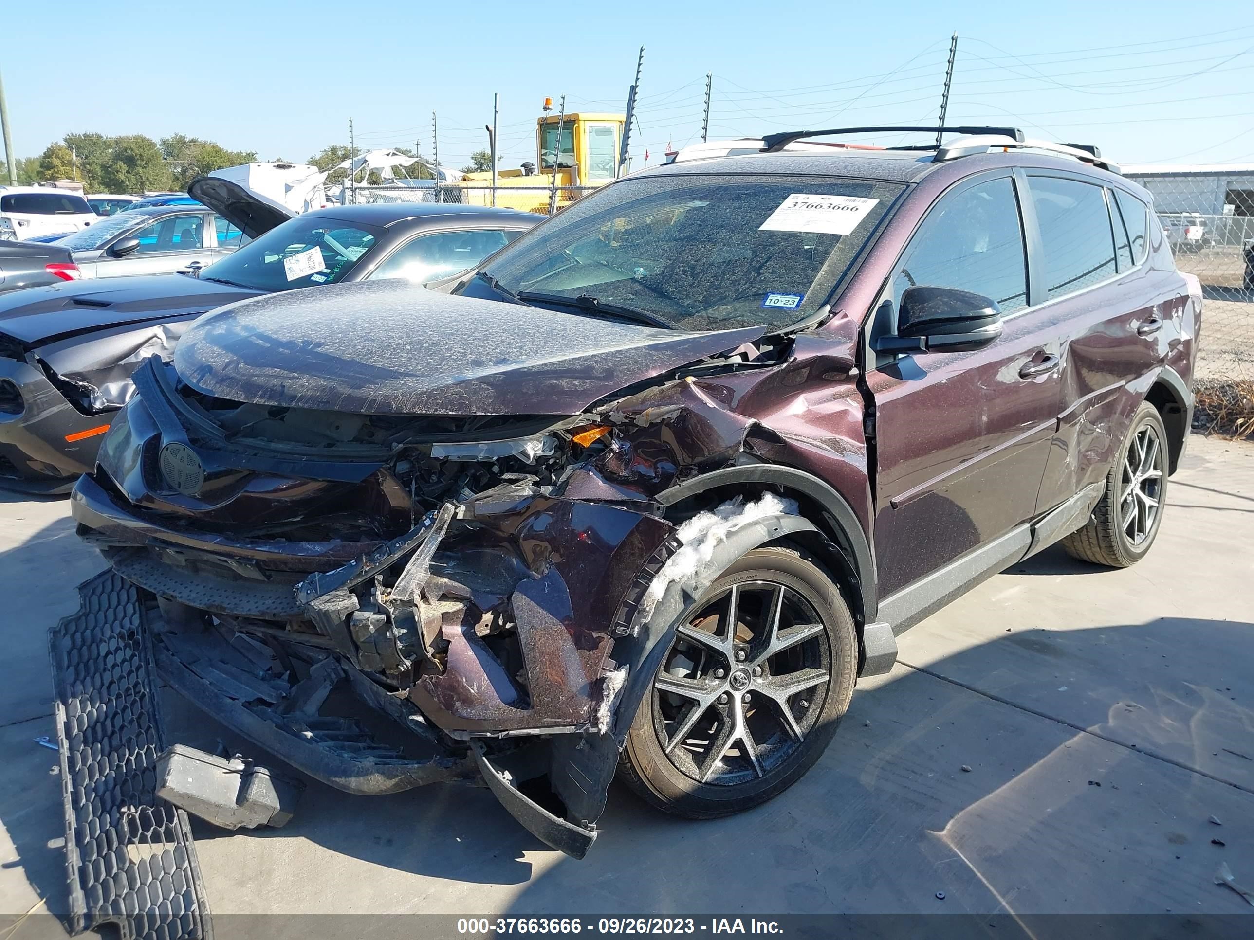 Photo 1 VIN: 2T3NFREV3GW304264 - TOYOTA RAV 4 