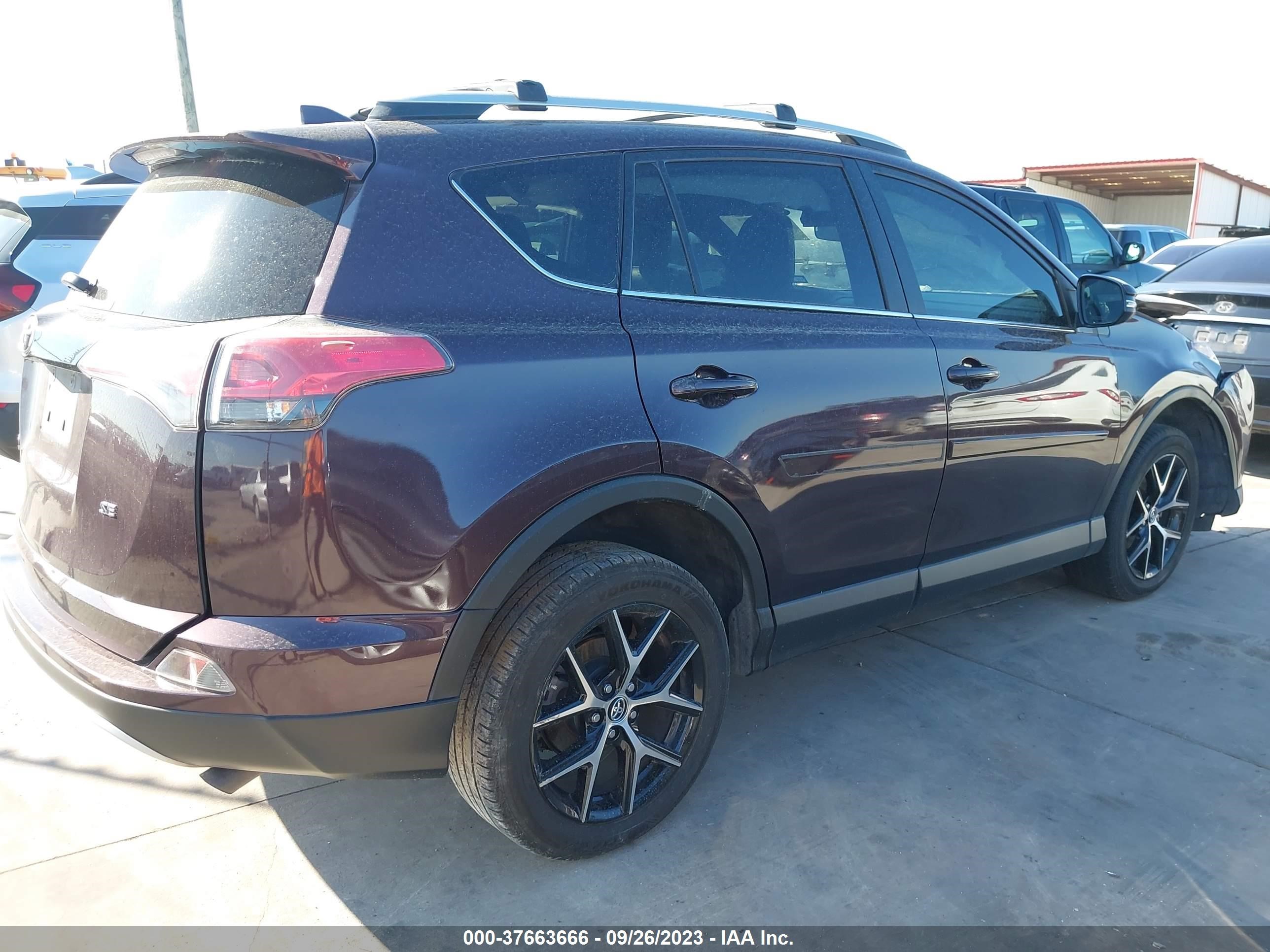 Photo 11 VIN: 2T3NFREV3GW304264 - TOYOTA RAV 4 