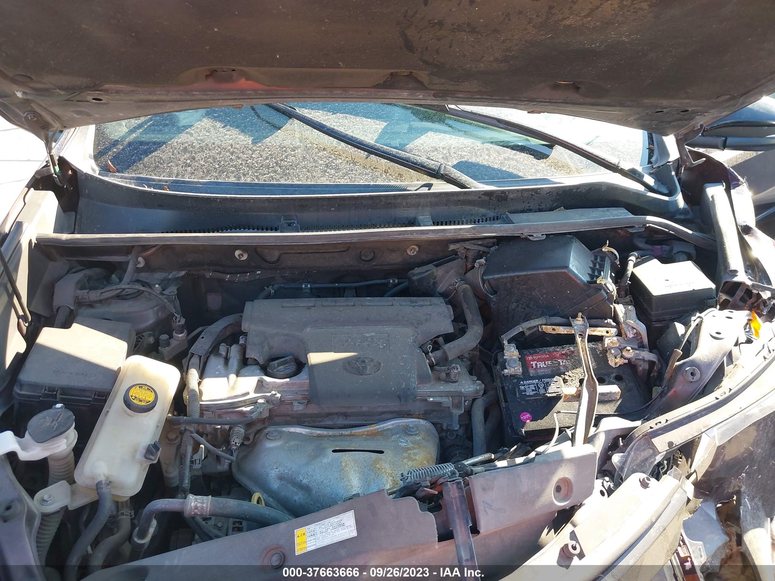 Photo 9 VIN: 2T3NFREV3GW304264 - TOYOTA RAV 4 