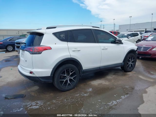 Photo 3 VIN: 2T3NFREV4JW451779 - TOYOTA RAV4 